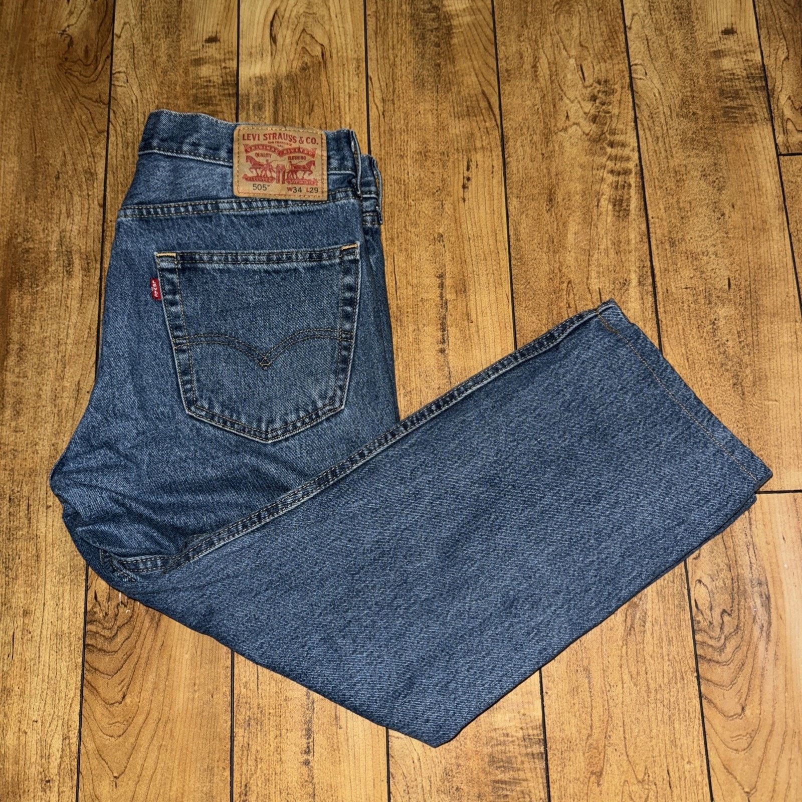 Levi's Levi’s 505 Denim Blue Jeans 34x24 Measured Size US 34 / EU 50 - 1 Thumbnail