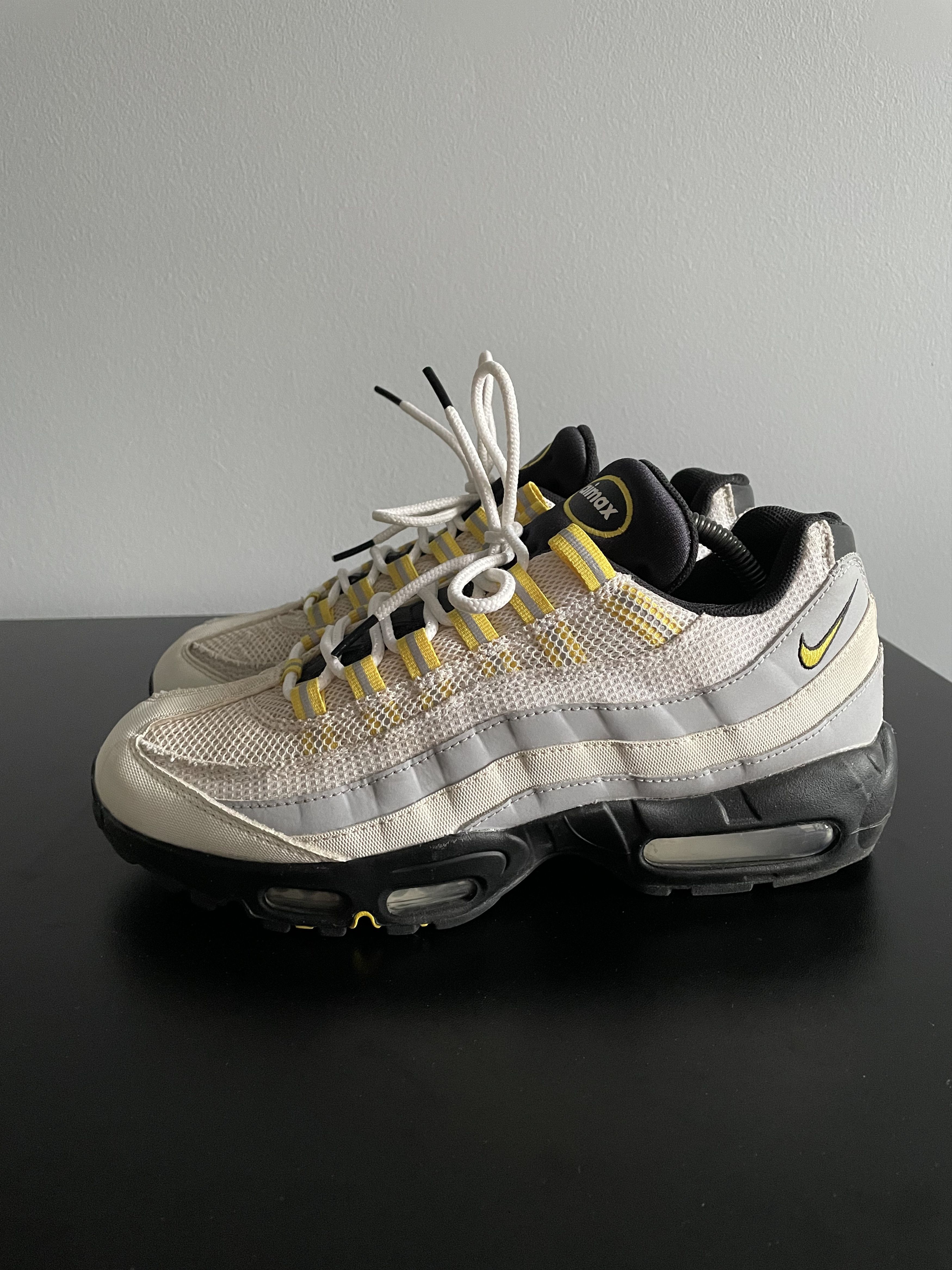 Nike Nike Air Max 95 Essential Tour Yellow patta travis og Size US 9 / EU 42 - 1 Thumbnail