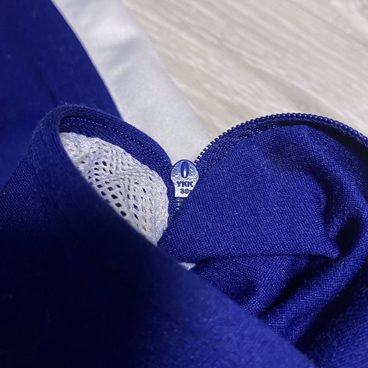 Adidas Adidas AW’99 Side Stripe Embroidered Logo Zip Track Pants Size US 30 / EU 46 - 12 Thumbnail