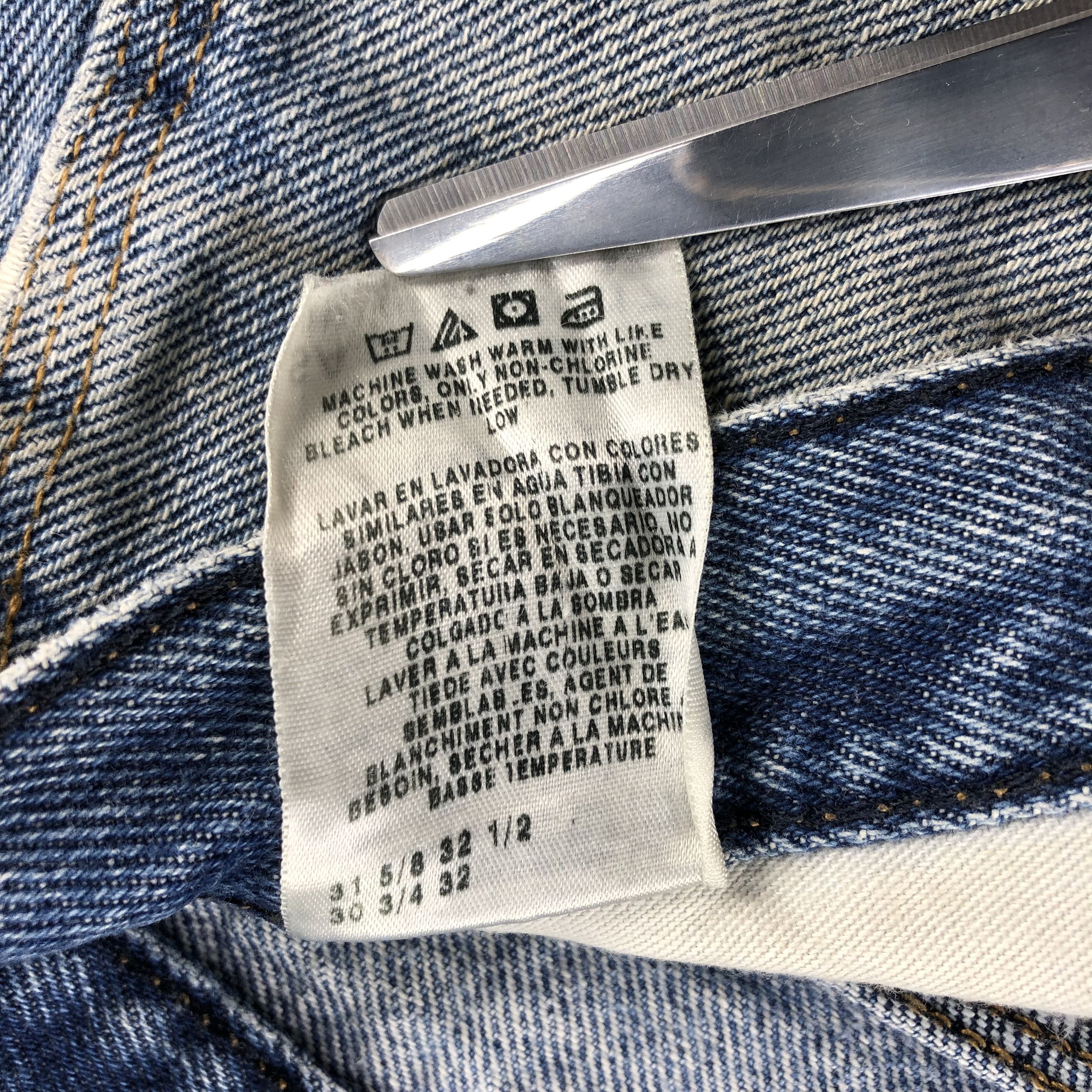 Vintage Vintage Blue Wash Wrangler Jeans-J2314 Size US 30 / EU 46 - 14 Thumbnail