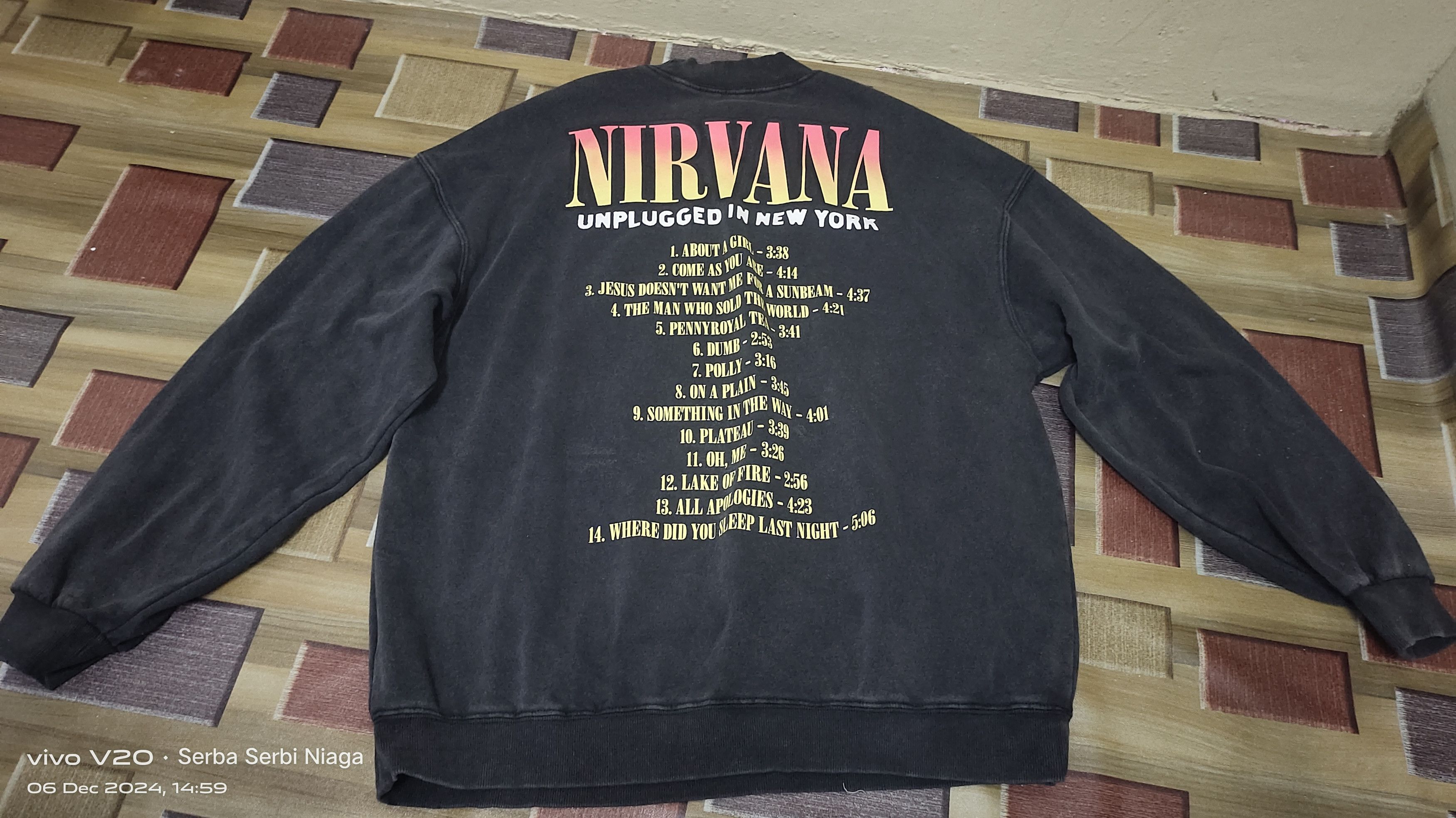 Nirvana Nirvana sweatshirt black tour long sleeve Size US M / EU 48-50 / 2 - 1 Thumbnail