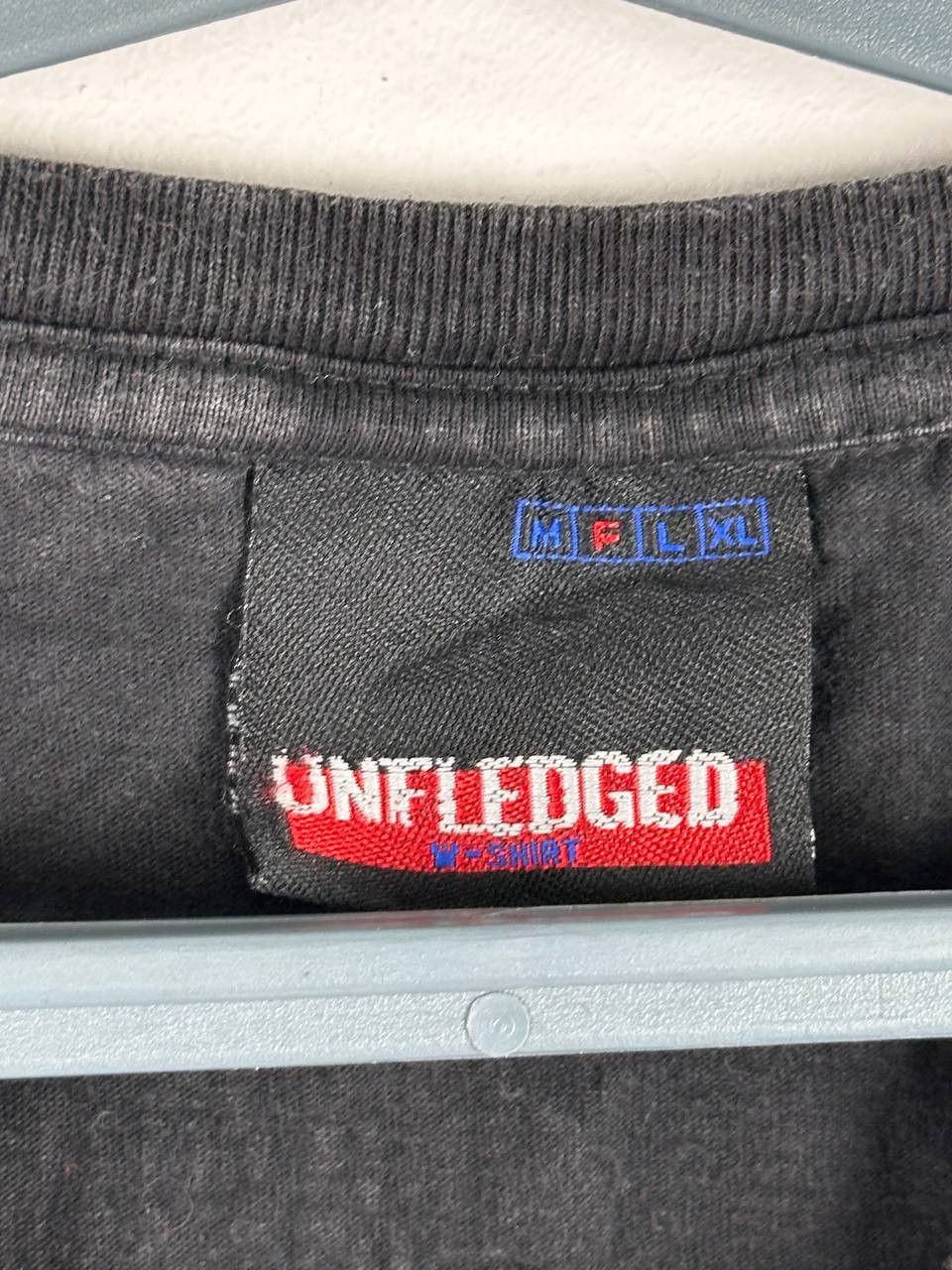 Vintage Vintage Unfledged Stop Following Me Faded T Shirt Size US L / EU 52-54 / 3 - 5 Thumbnail