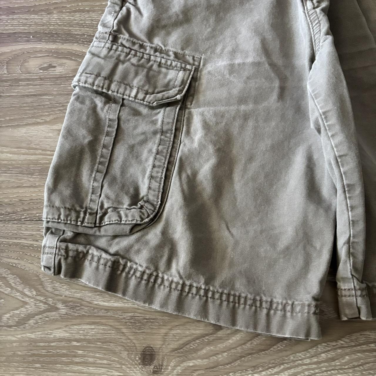 Perry Ellis Crazy Vintage Y2K/2000s Baggy Light Brown Perry Ellis Skater Style Cargo Shorts! Size 32 Size US 32 / EU 48 - 3 Thumbnail