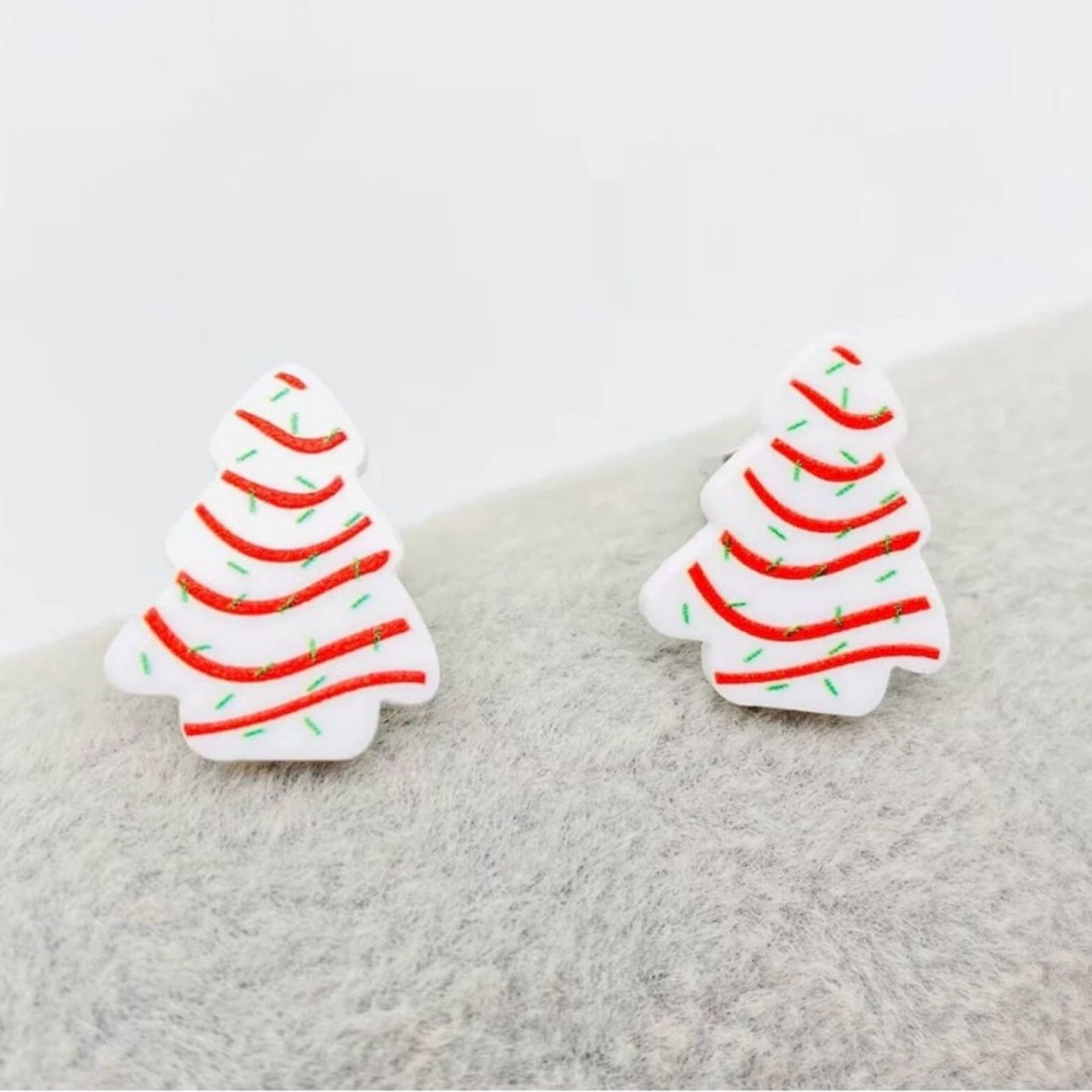 Other CHRISTMAS Tree Cake Earrings NEW Size ONE SIZE - 1 Thumbnail