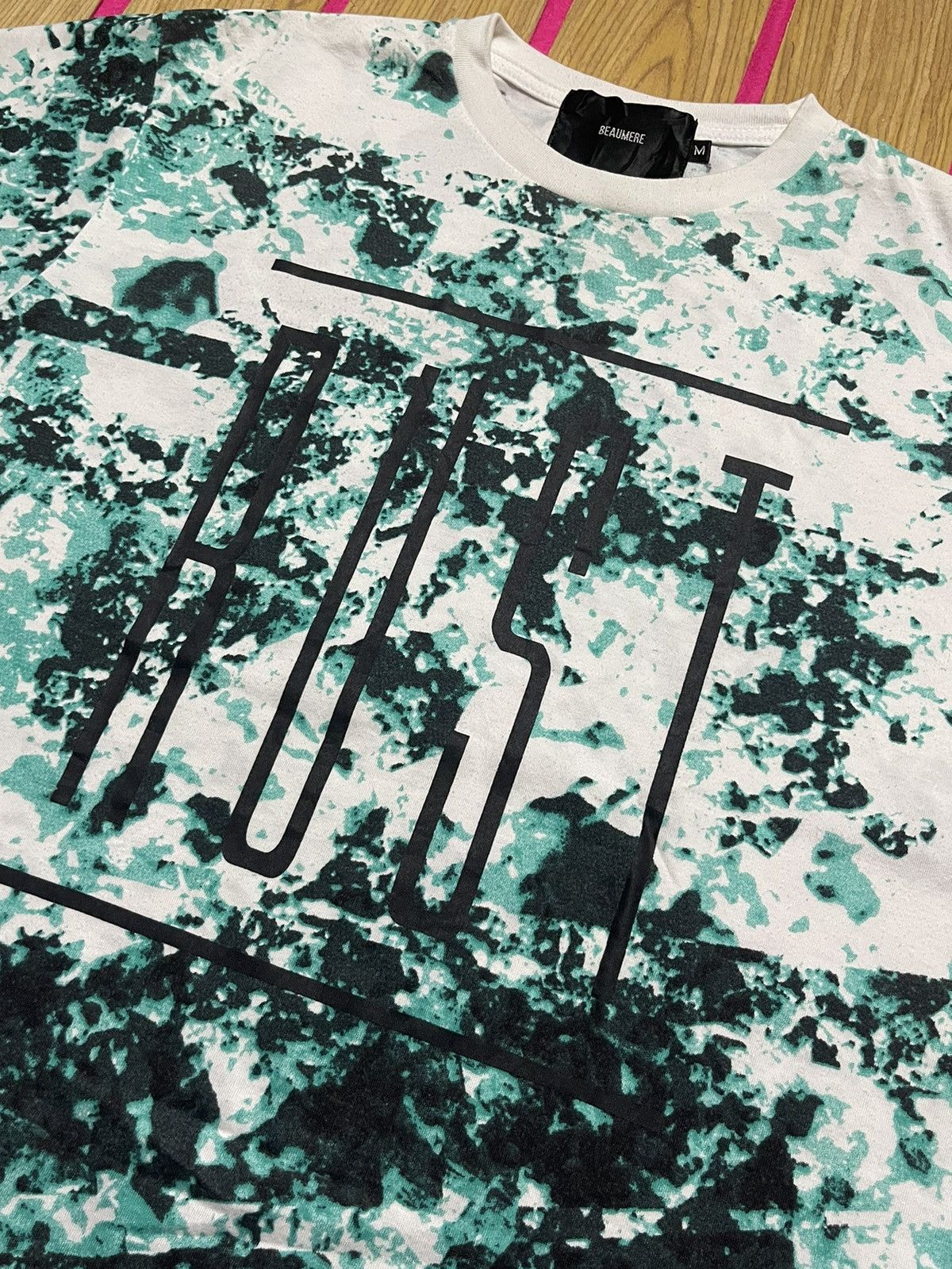 If Six Was Nine Y2K BEAUMERE short sleeve tshirt tai day color style Size US M / EU 48-50 / 2 - 3 Thumbnail