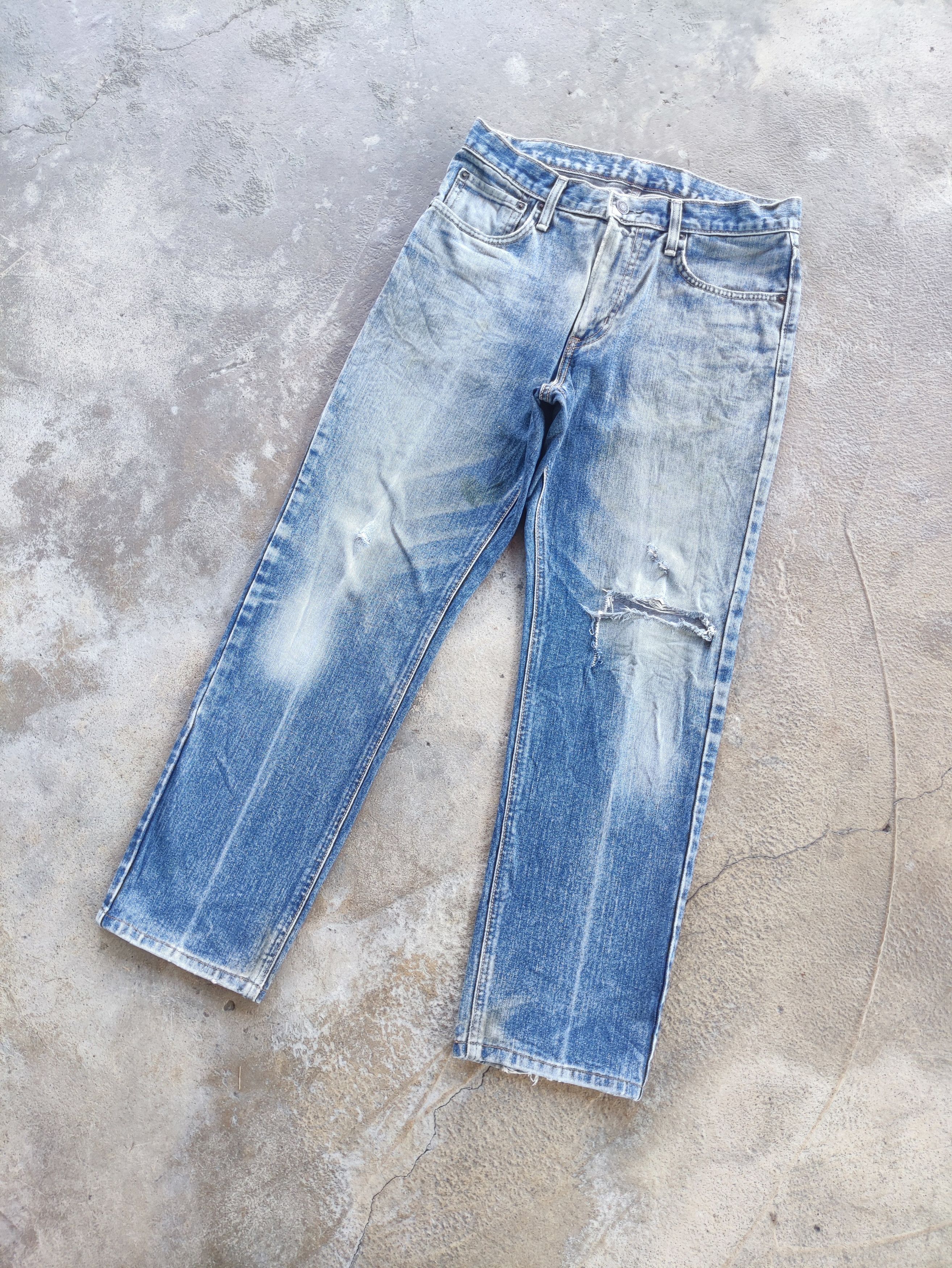Edwin × Jean × Vintage Vintage Edwin Japan Distressed faded Denim Pants Jeans W30 Size US 30 / EU 46 - 1 Thumbnail