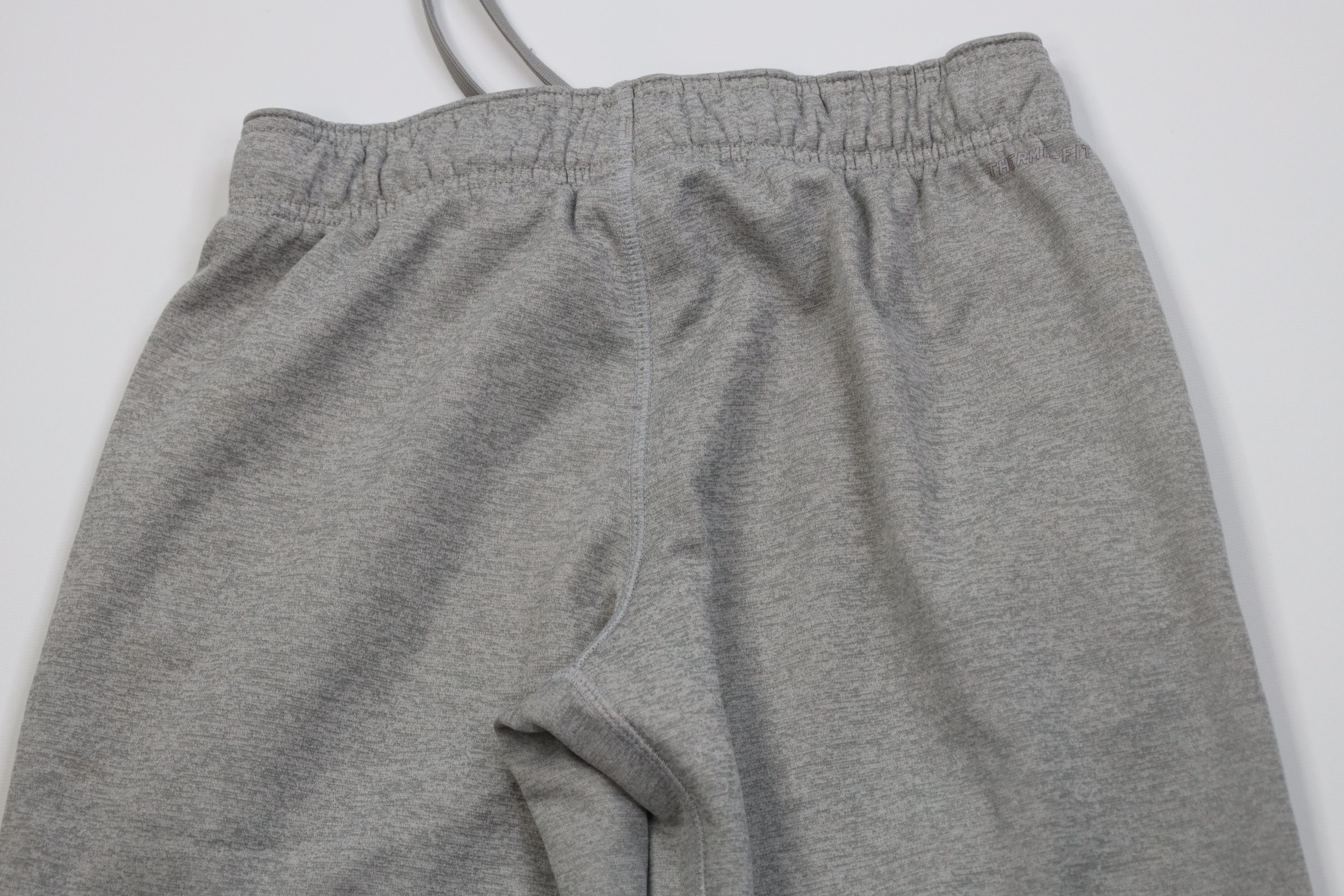 Nike Y2K Nike Therma Fit Mini Swoosh Wide Leg Sweatpants Gray Size US 32 / EU 48 - 11 Thumbnail