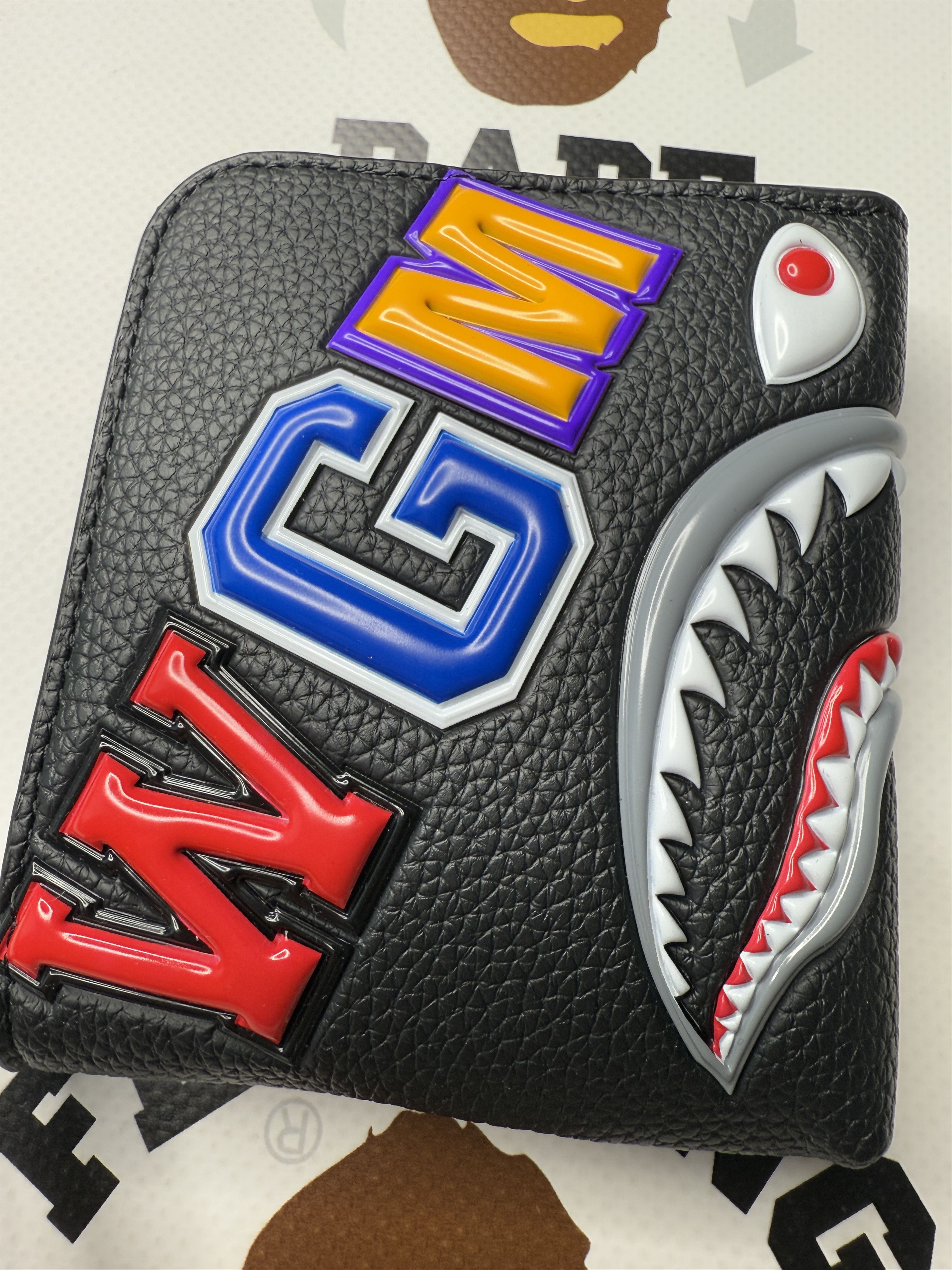 A BATHING APE SHARK MINI WALLET – happyjagabee store