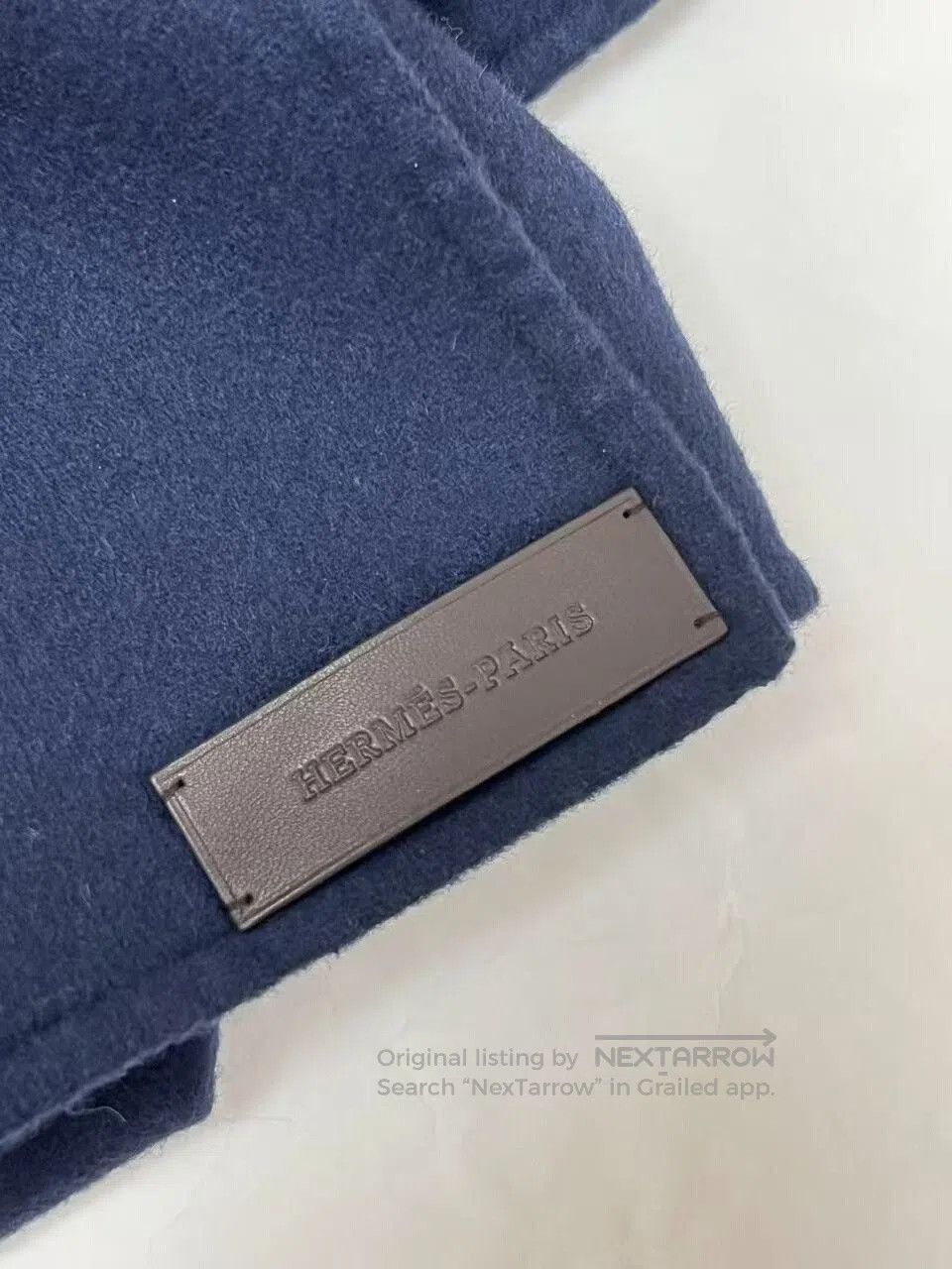Hermes Hermes Cashmere Shawl in Dark Blue. Size ONE SIZE - 6 Thumbnail