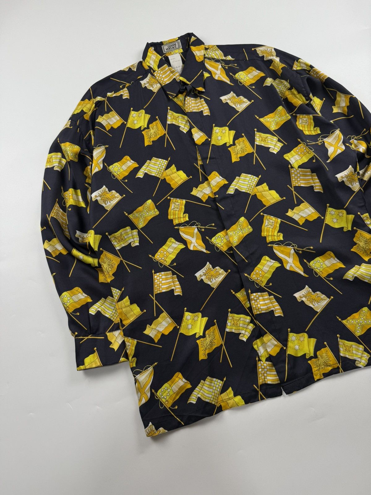 Versace Gianni Versace 1993 Flag Print Silk Shirt Size US XL / EU 56 / 4 - 3 Thumbnail