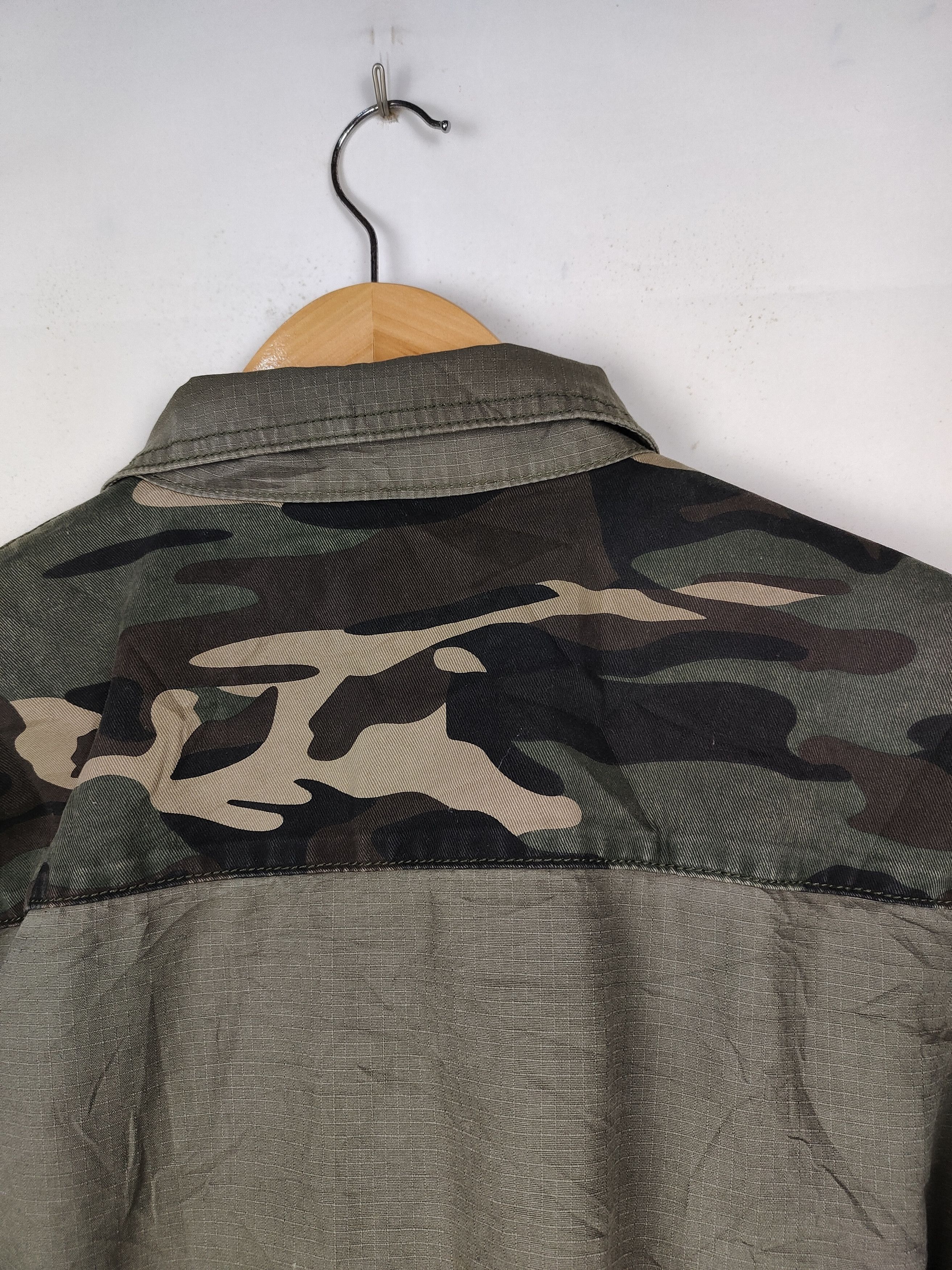 Alpha Industries × Vintage Vintage Alpha Industries Camo Patchwork Military Jacket Size US L / EU 52-54 / 3 - 5 Thumbnail