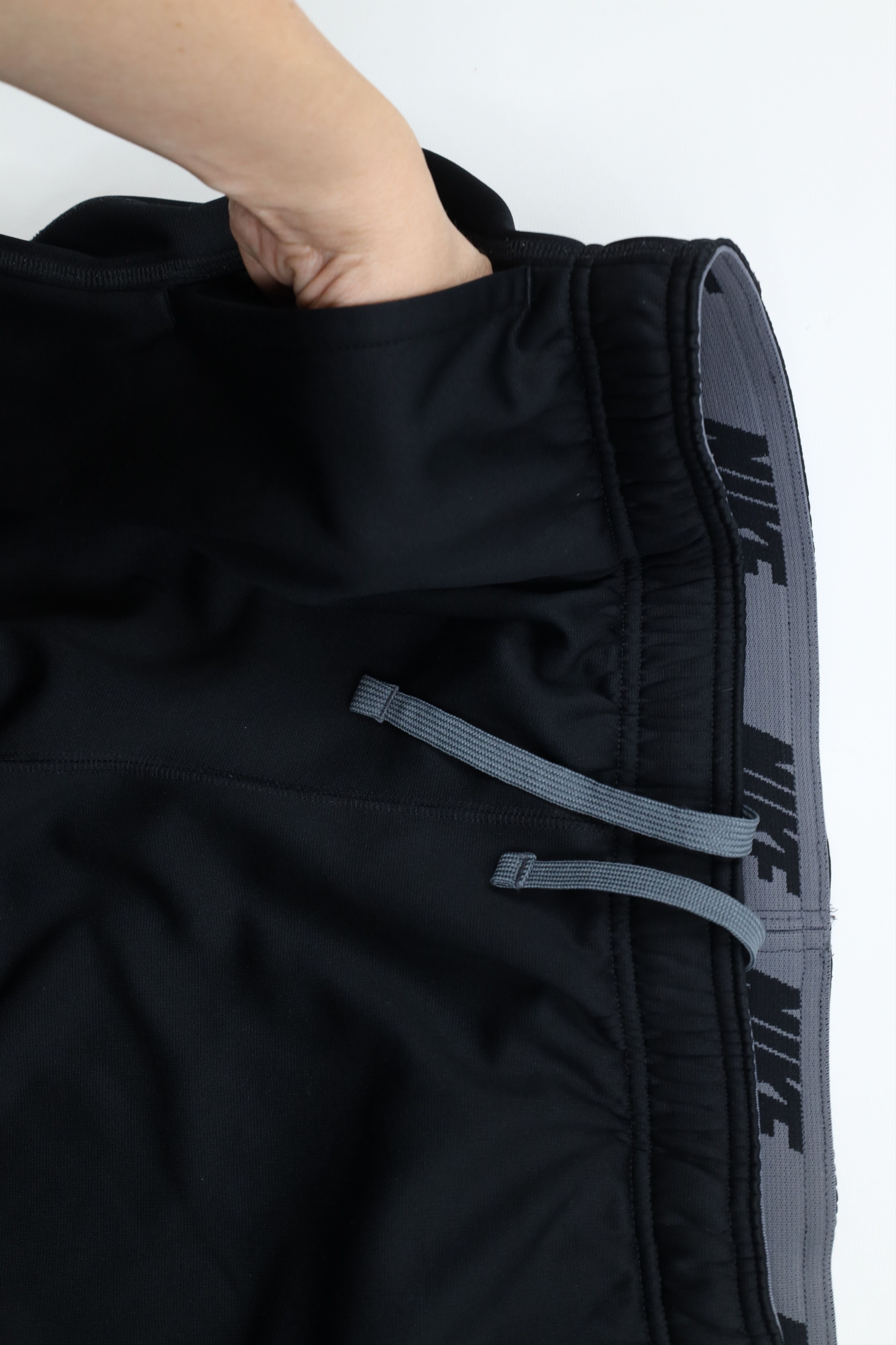 Nike × Vintage Vintage Nike Mini Swoosh Wide Leg Sweatpants Pants Black Size US 38 / EU 54 - 6 Thumbnail