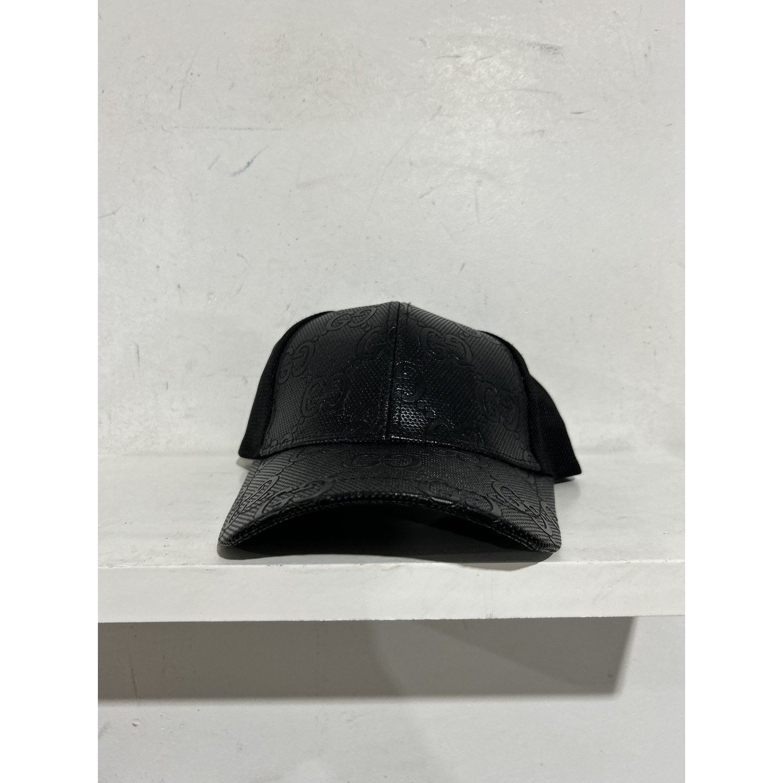 Gucci GUCCI GG MONOGRAM LEATHER EMBOSSED CAP BLACK PREOWNED Size ONE SIZE - 1 Thumbnail