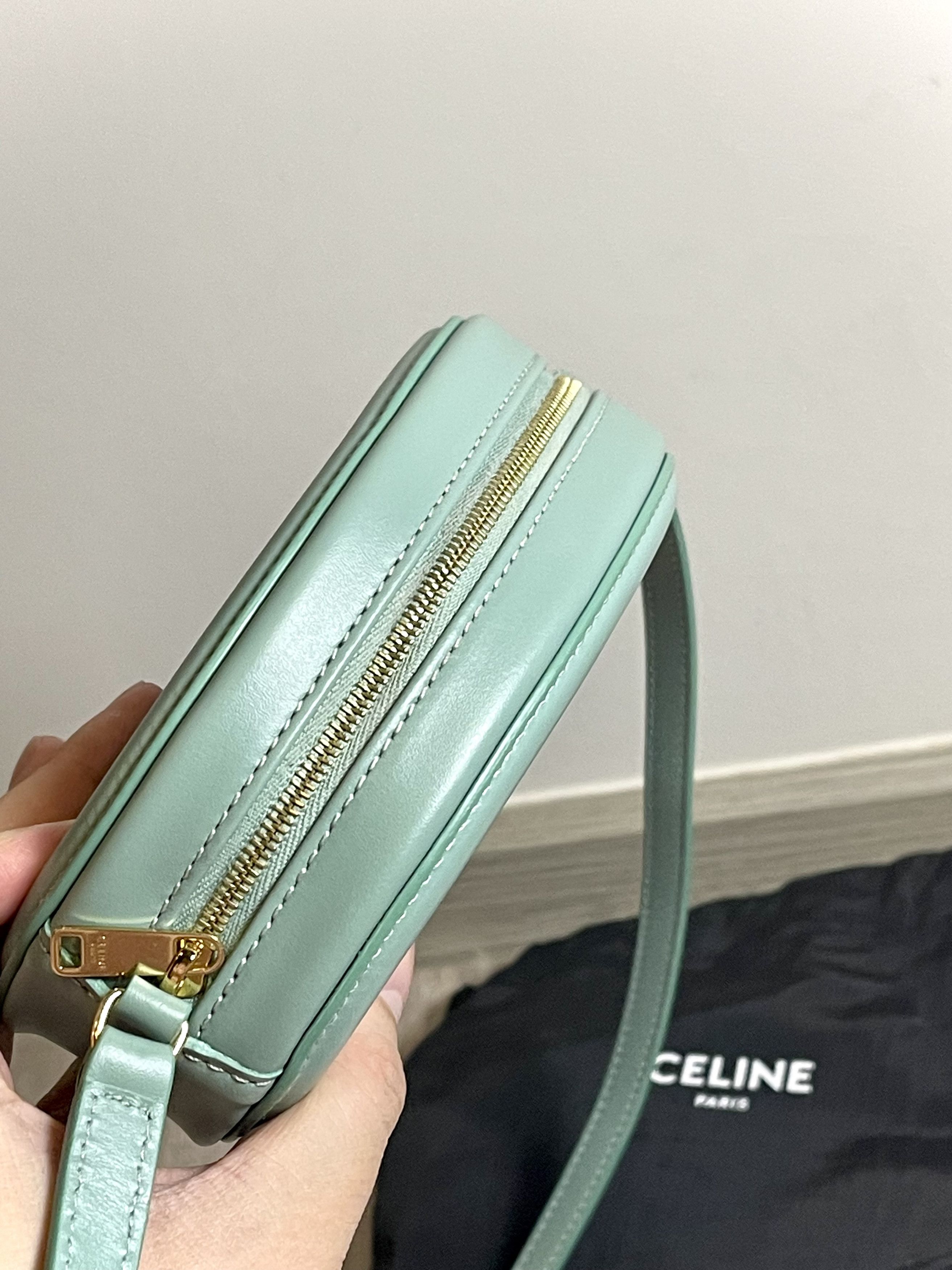 Celine Celine Crossbody Oval Purse Cuir Triomphe Size ONE SIZE - 5 Thumbnail
