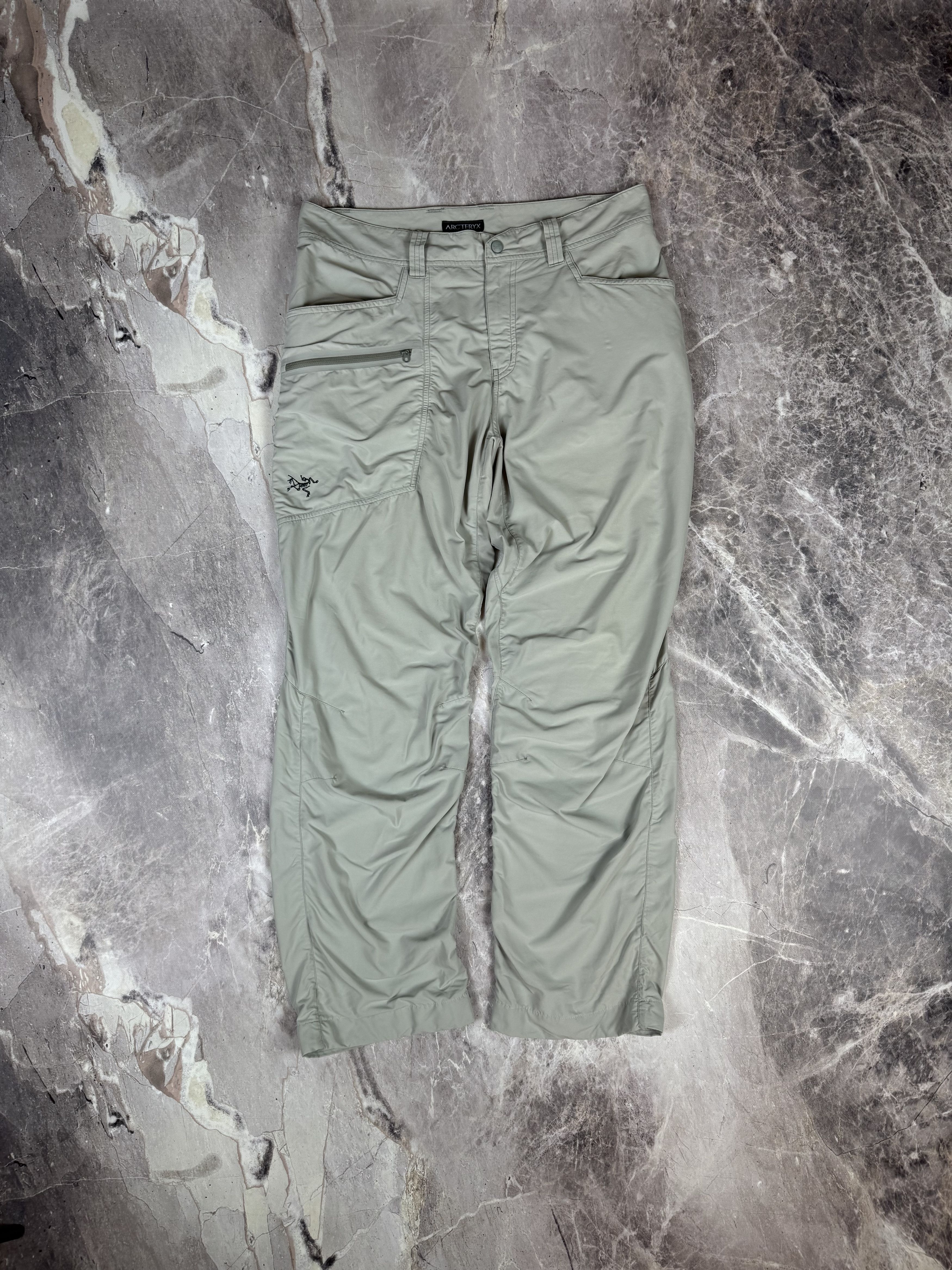 Arc'teryx Vintage arcteryx pants Size US 34 / EU 50 - 1 Thumbnail