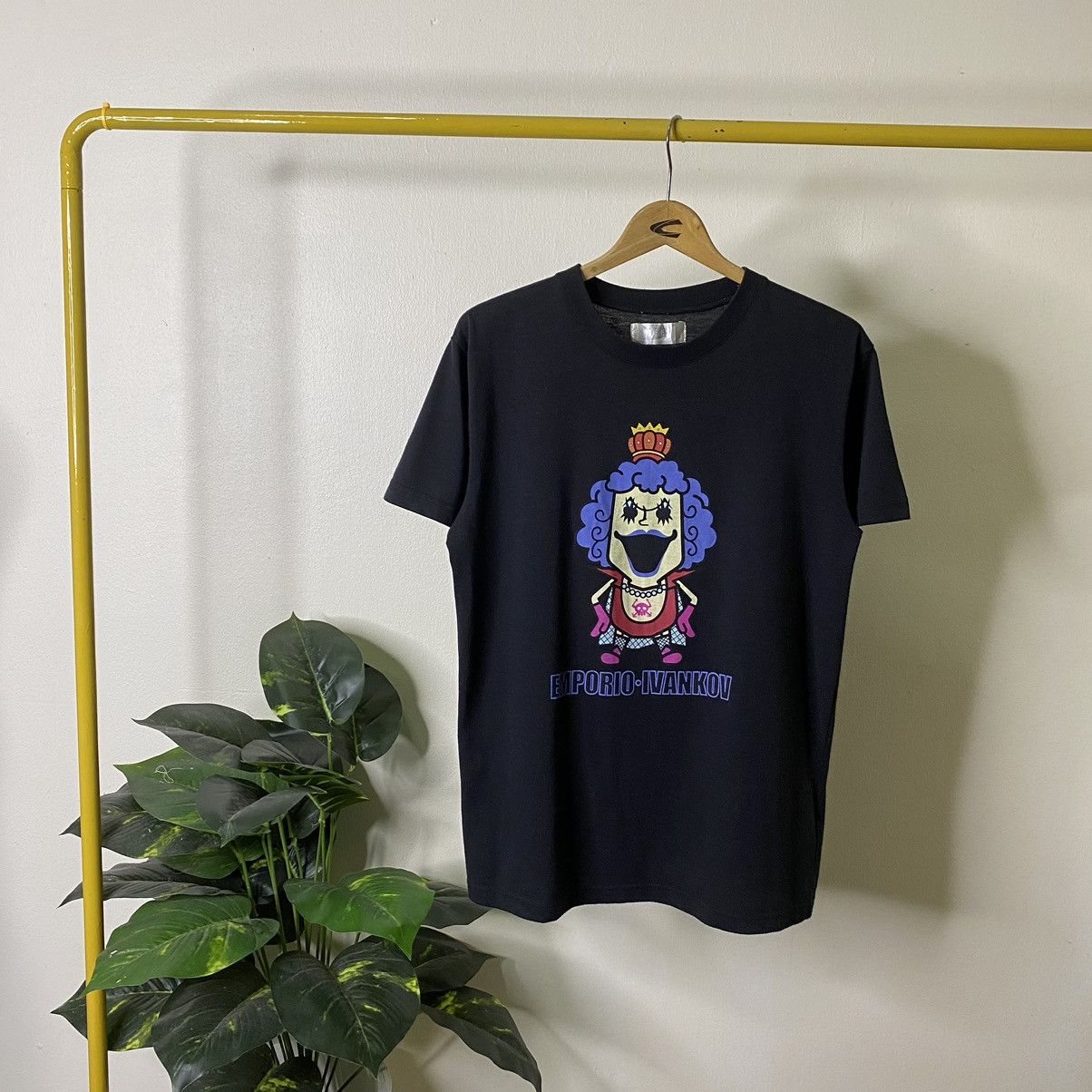 Anime × One Piece × Vintage Vintage 2000s Emporio Ivankov One Piece Anime Tee Size US M / EU 48-50 / 2 - 1 Thumbnail