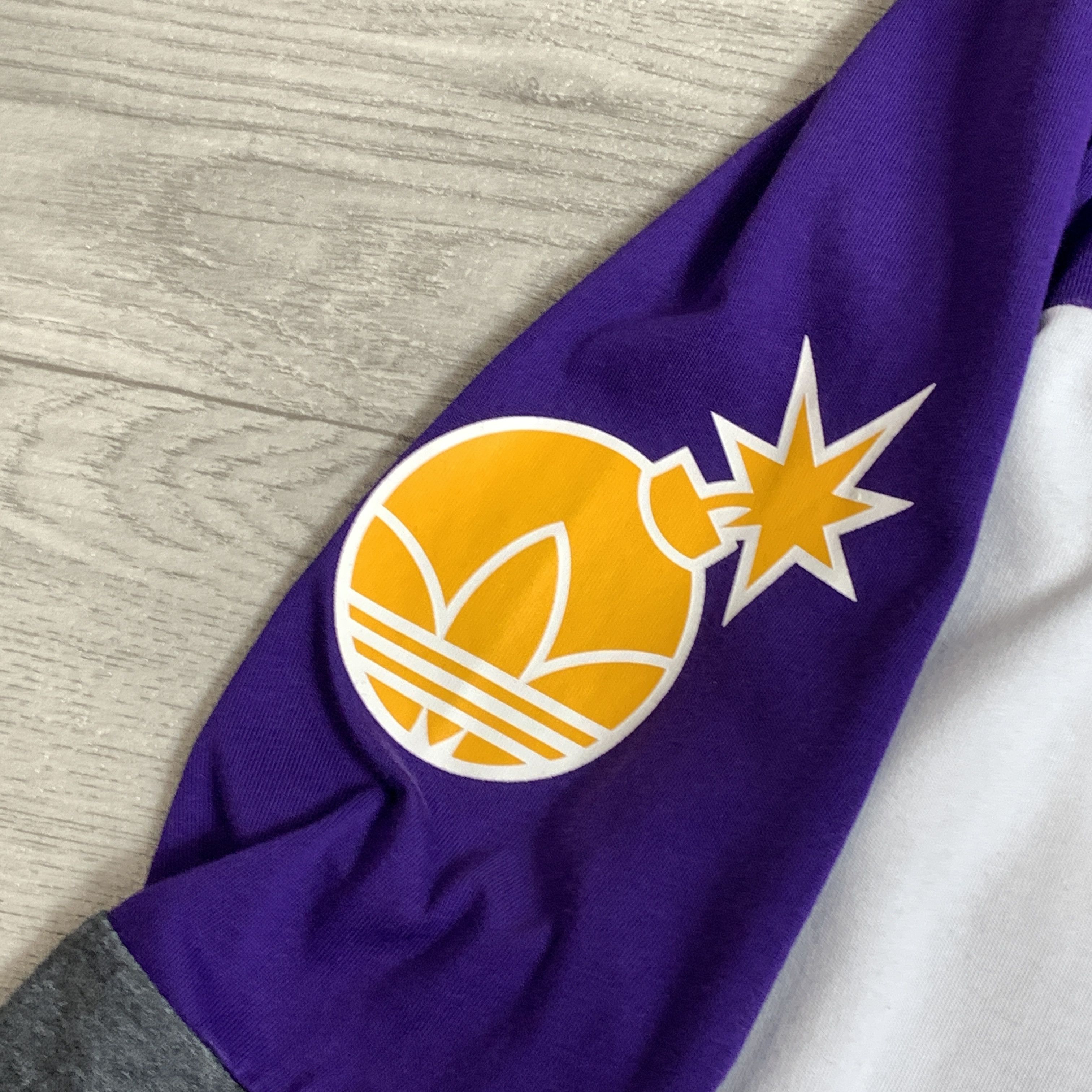 Adidas Adidas x The Hundreds x L.A. Lakers Longsleeve Tee Shirt Size US M / EU 48-50 / 2 - 11 Thumbnail