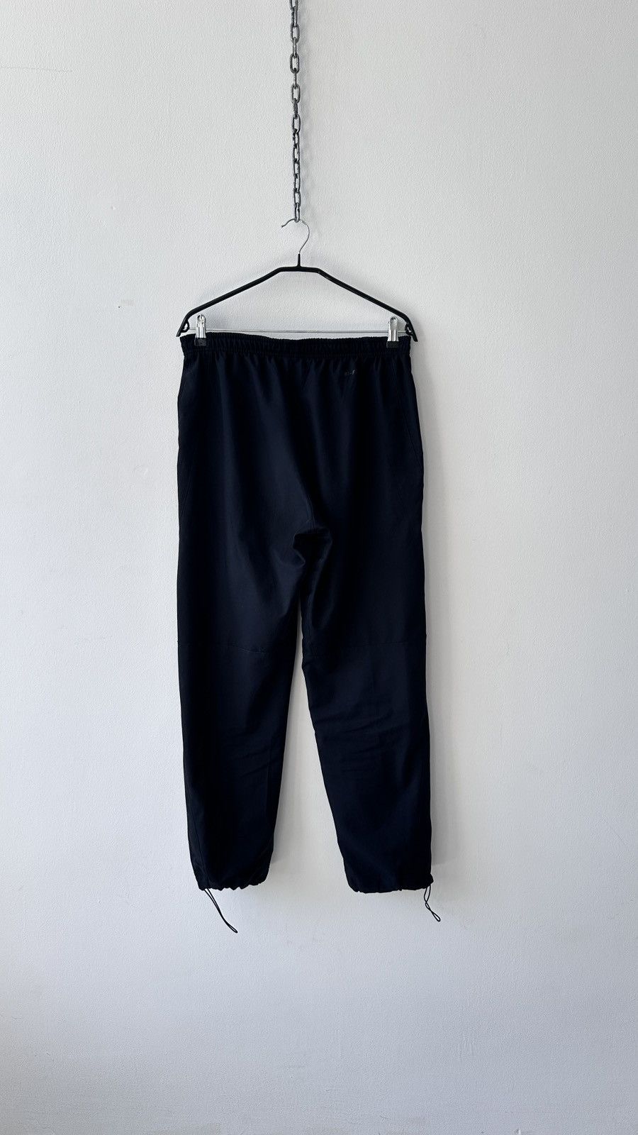 Nike Nike Cargo Style Windpants Drawstring Ankle Hem Warm Up Pant Size US 32 / EU 48 - 10 Thumbnail