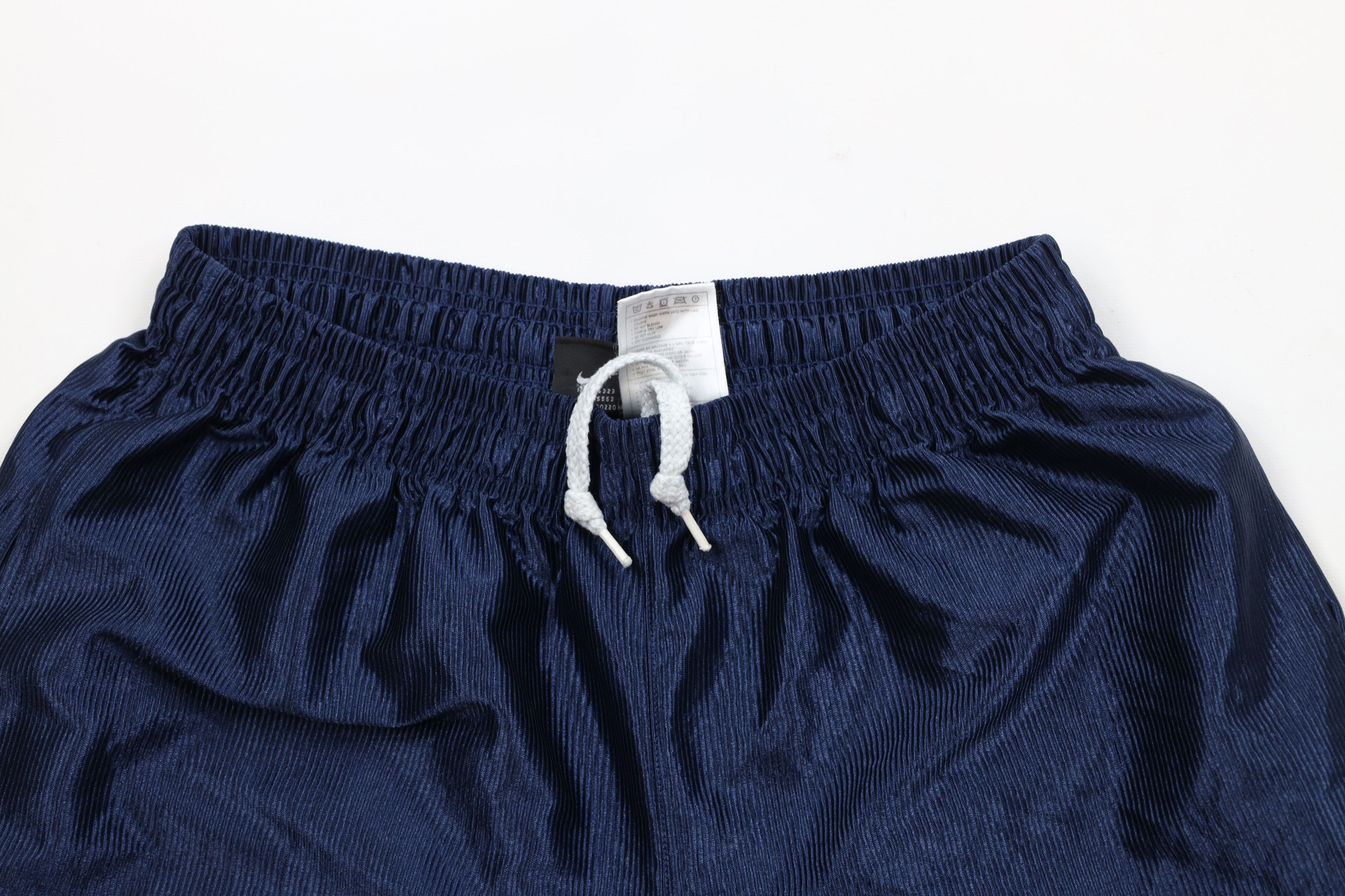Nike × Vintage Vintage 90s Y2K Nike Basketball Scott Mini Swoosh Shorts Size US 34 / EU 50 - 2 Thumbnail
