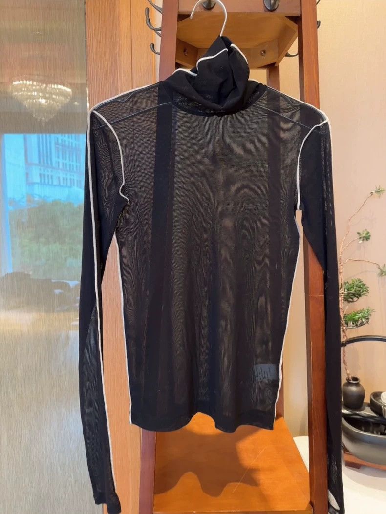 Helmut Lang HELMUT LANG A net yarn knit top with a bright edge Size XS / US 0-2 / IT 36-38 - 1 Thumbnail