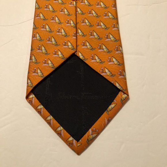 Salvatore Ferragamo SALVATORE FERRAGAMO MEN'S NEW 100%SILK TIE WIDTH: 3 1/2" Size ONE SIZE - 3 Thumbnail