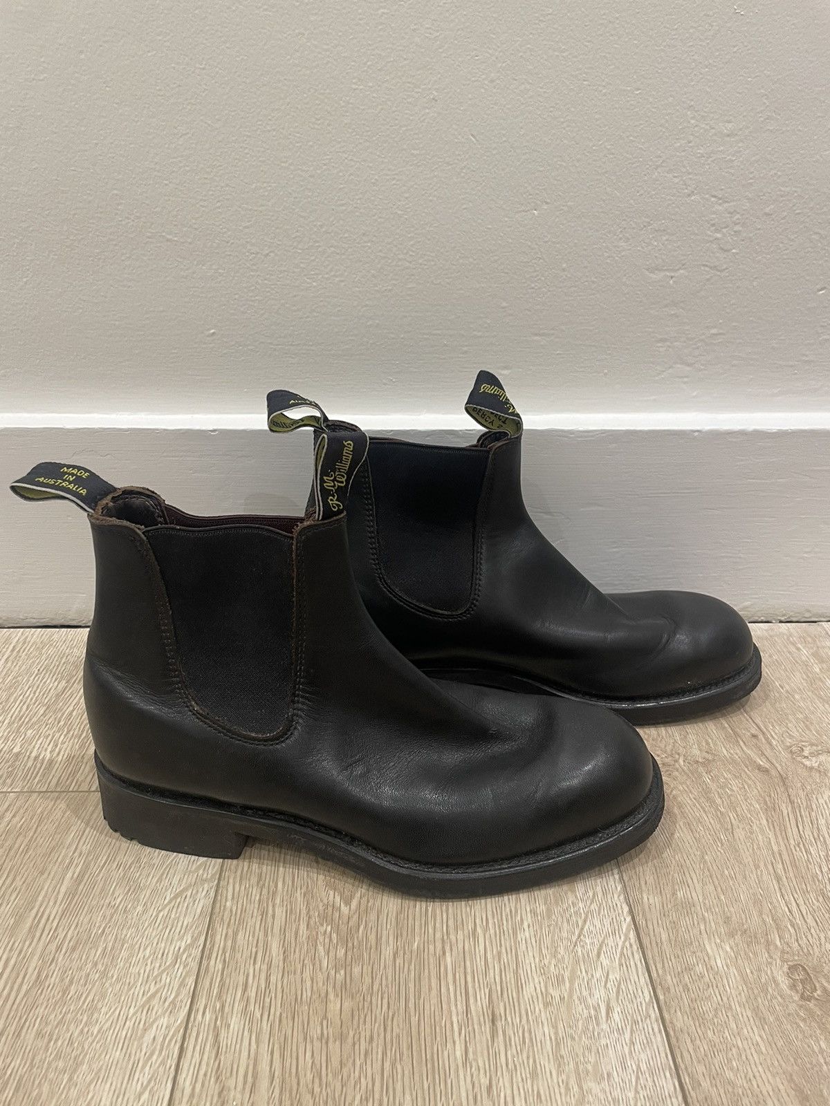 image of R M Williams R.m Williams Black Chelsea Boots, Men's (Size 7.5)