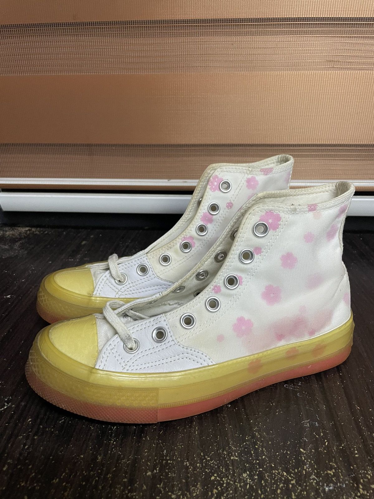 Size US.4 Sakura White Cherry Blossom