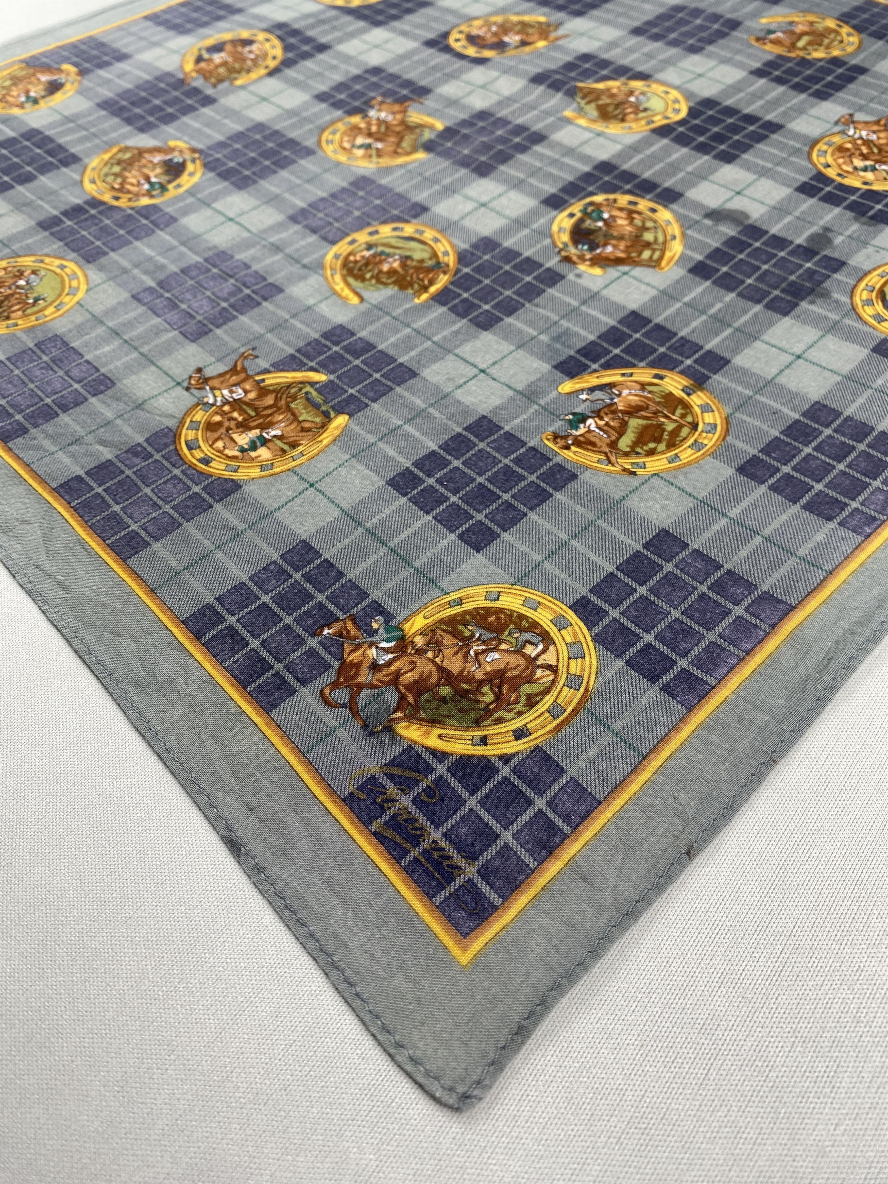 Japanese Brand Vintage Crocodile Handkerchief Pocket Square Bandana HM0030 Size ONE SIZE - 4 Thumbnail