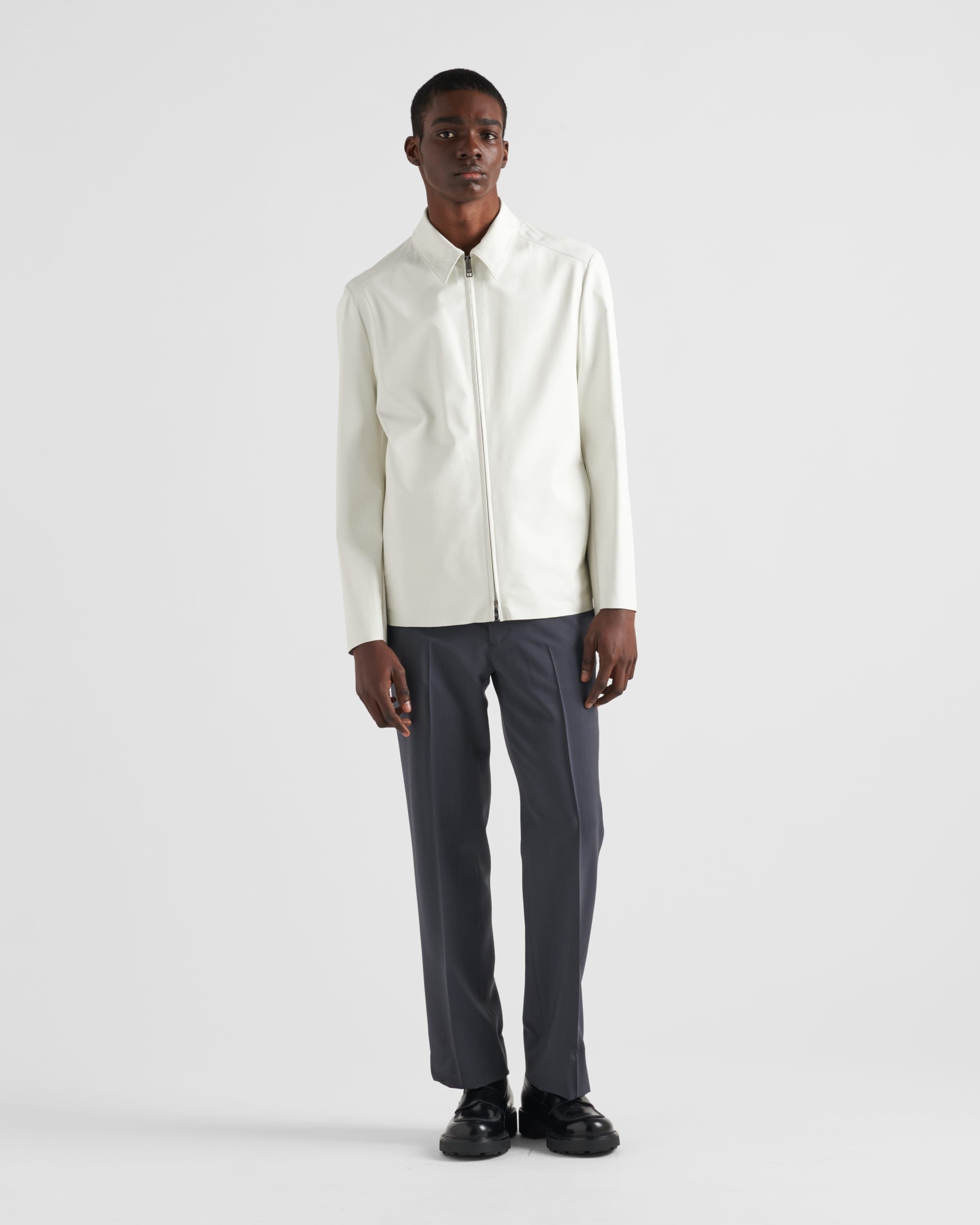 Prada o1bcso1str1025 Vitello Blouson Jacket in White Size US L / EU 52-54 / 3 - 2 Thumbnail