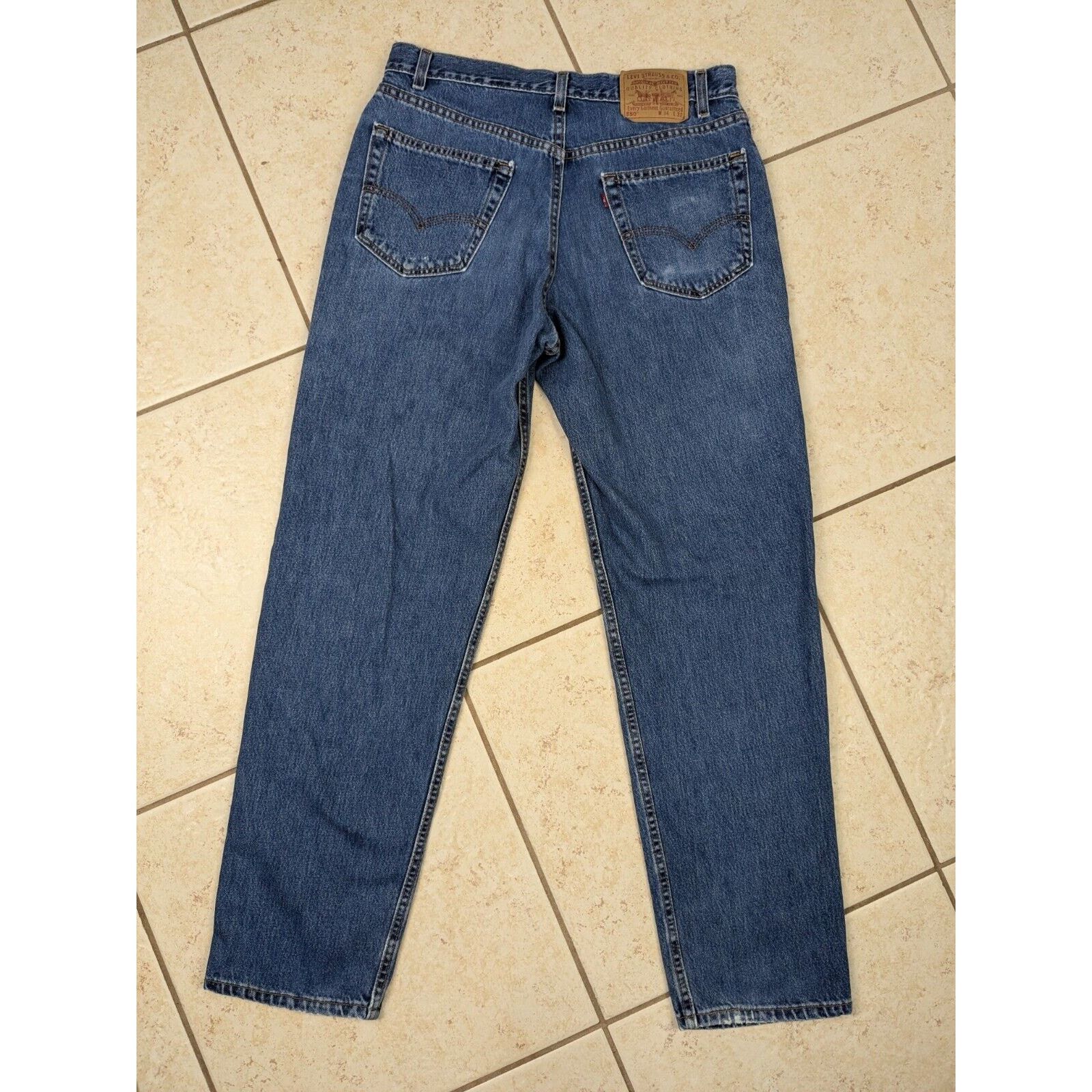 Levi's Vtg 90's Levis Jeans 550 34x32 Relaxed Fit USA Blue Denim Size US 34 / EU 50 - 11 Thumbnail