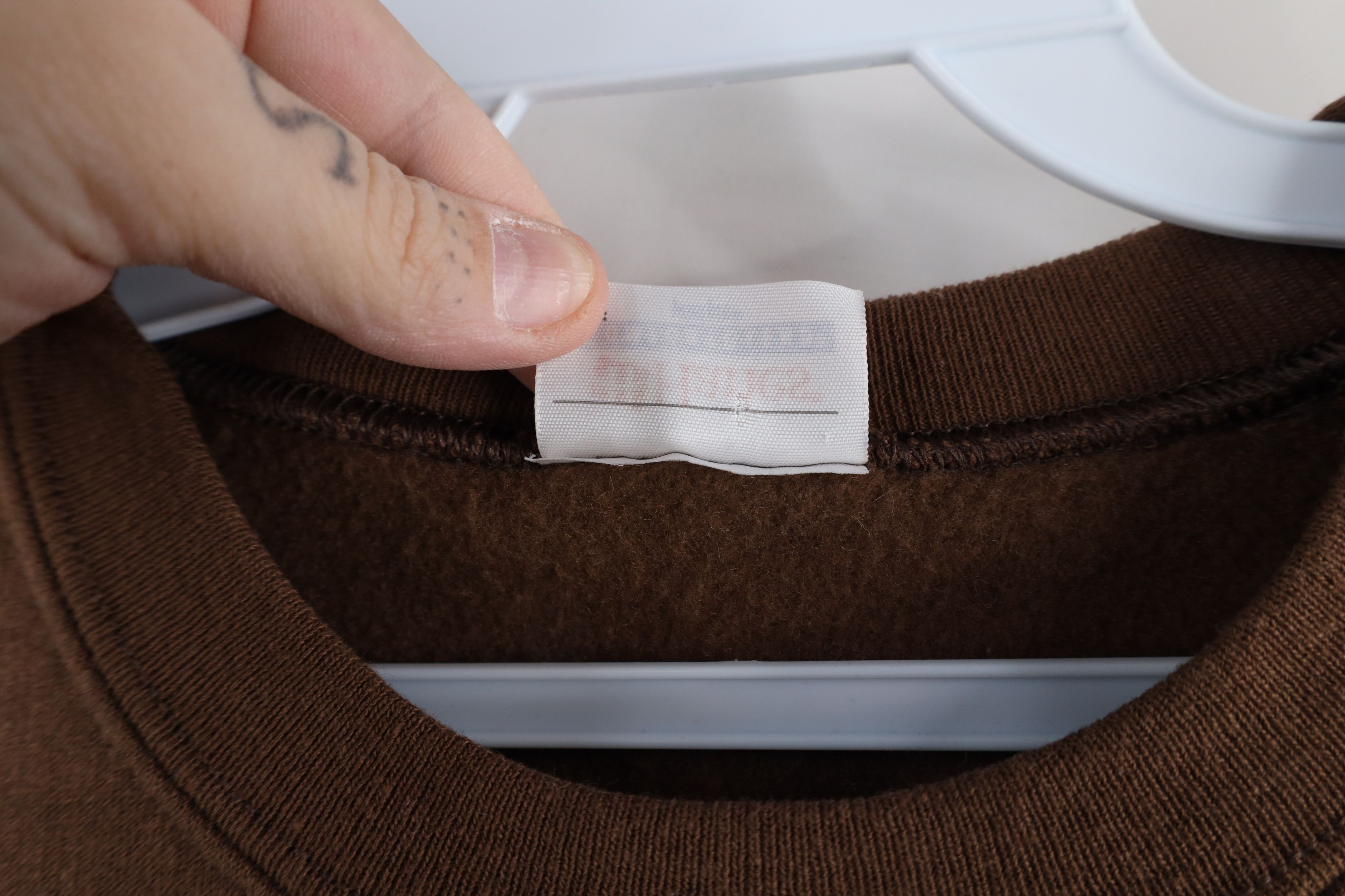 Vintage Vintage 90s Streetwear Faded Blank Crewneck Sweatshirt Brown Size S / US 4 / IT 40 - 5 Thumbnail