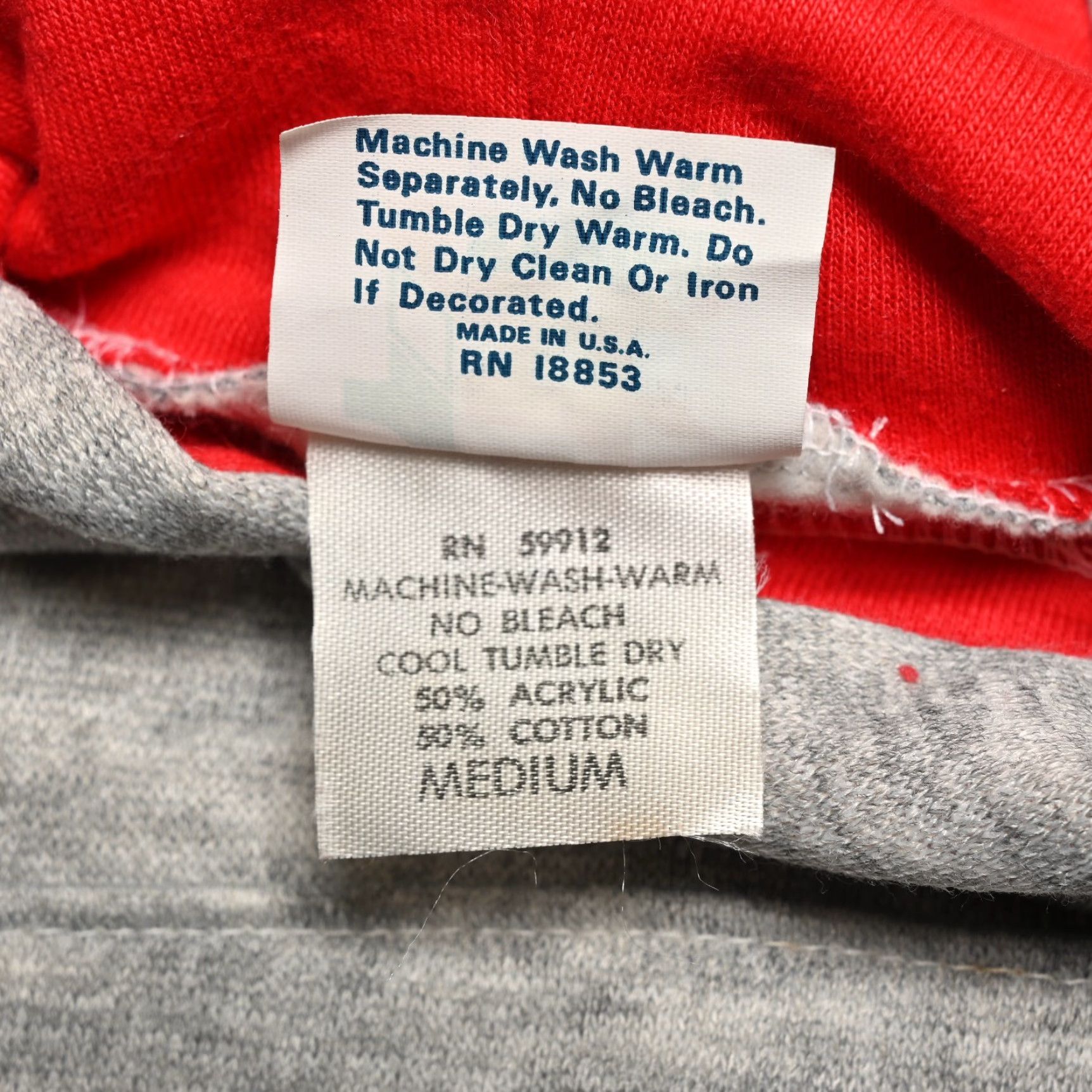 Vintage VINTAGE 1st String Hoodie Mens 80s Gray/Red Pullover Long Sleeve M (Medium) Size US M / EU 48-50 / 2 - 4 Thumbnail