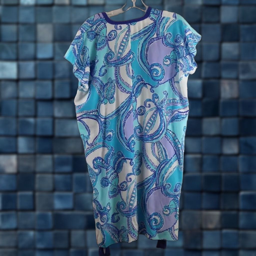 Lilly Pulitzer VINTAGE Lilly Pulitzer SkyBlue 100% Silk Paisley Short Sleeve Tunic XXS XS Women Tank Shirt Tunic Womens Silk Paisley SkyBlue Casual Cute Size XXS / US 00 / IT 34 - 1 Thumbnail