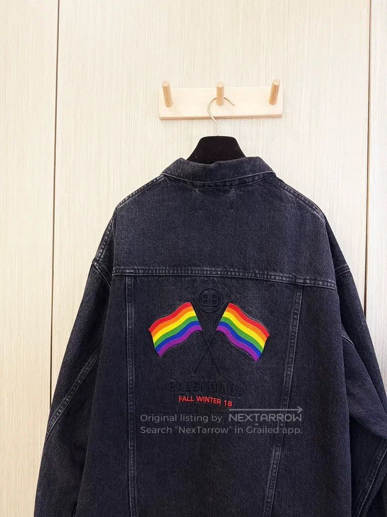 Balenciaga Balenciaga Black Gray Back Letter Logo Embroidered Pure Co Size US S / EU 44-46 / 1 - 5 Thumbnail