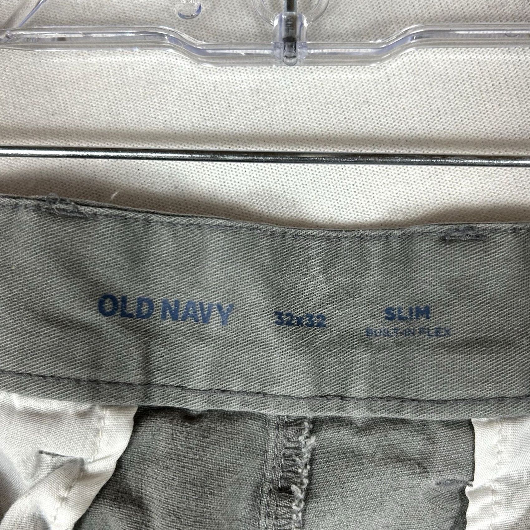 Old Navy Old Navy Chino Pants Mens 32x32 Gray Slim Fit Casual Mid Rise Pants Slim Casual Pants Mens 32 Gray Chino Front Flat Front Pockets 32 Inseam Size US 32 / EU 48 - 5 Thumbnail