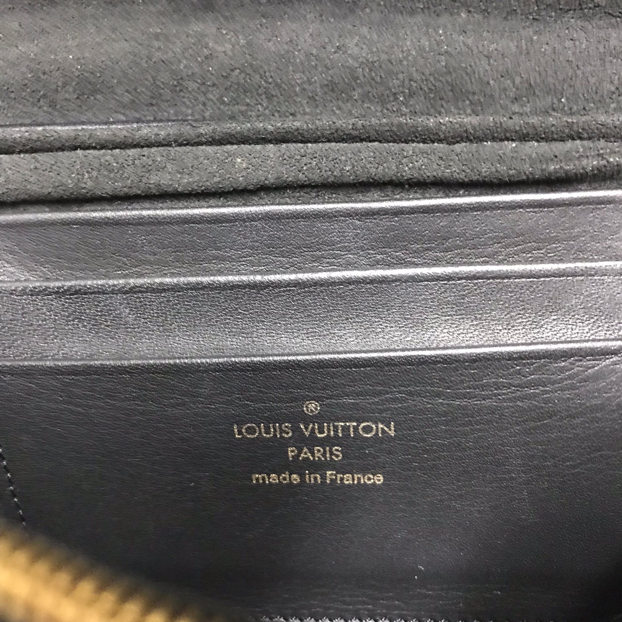 Louis Vuitton LV New Wave Black Quilted Calf Leather Chain Crossbody Bag Size ONE SIZE - 5 Thumbnail
