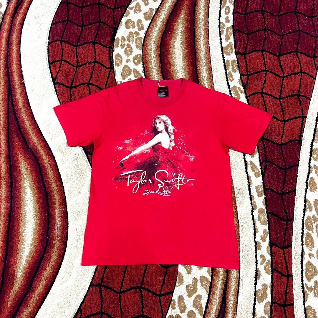 Band Tees Vintage Taylor Swift Speak Now Tour T Shirt Size US L / EU 52-54 / 3 - 1 Thumbnail