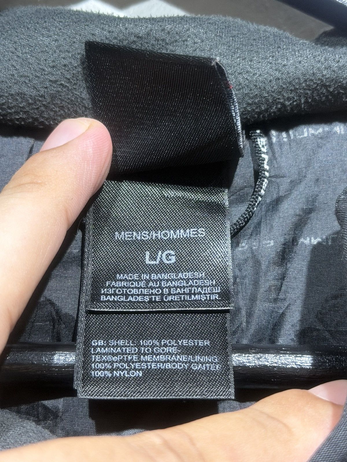 The North Face Vintage The North Face Summit Series Goretex Jacket Size US L / EU 52-54 / 3 - 5 Thumbnail