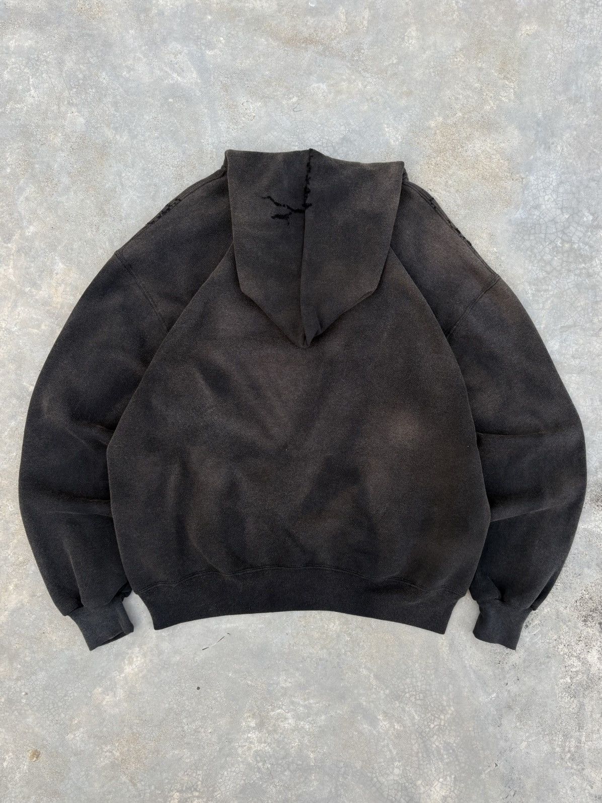 Vintage 90s Thrashed & Faded Black RUSSELL Athletic Hoodie Size US XL / EU 56 / 4 - 7 Thumbnail