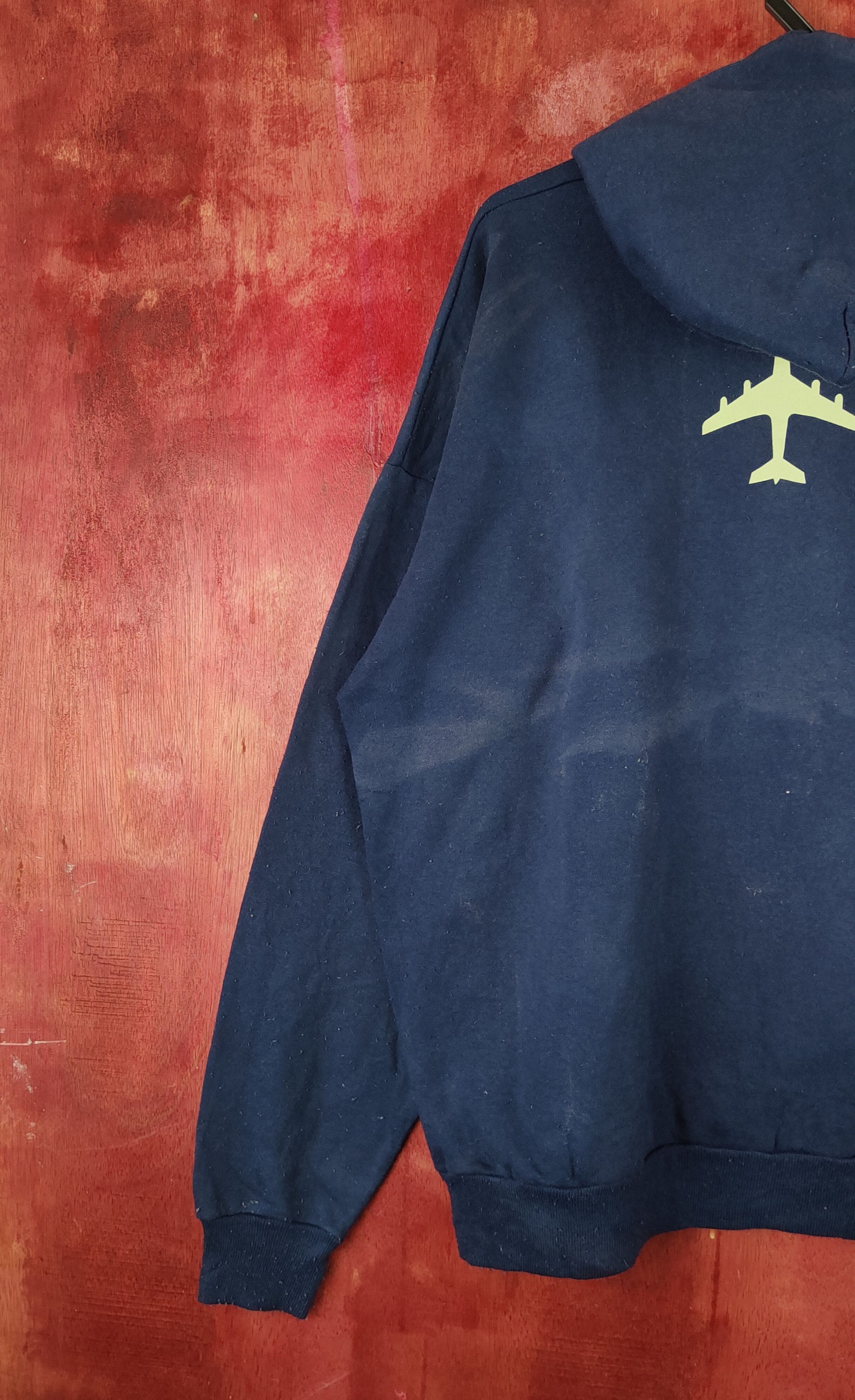 Vintage vintage Dark Blue Faded Hoodie Sweatshirts #S1864 Size US XL / EU 56 / 4 - 11 Thumbnail