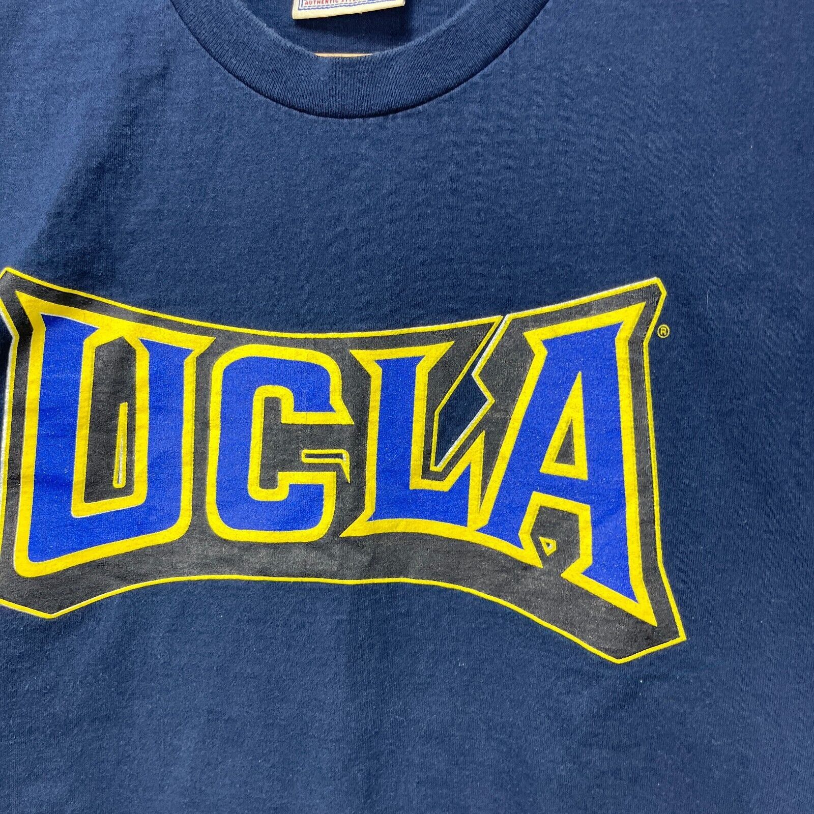 Vintage Vintage '90s UCLA Long Sleeve Shirt Large Size US L / EU 52-54 / 3 - 3 Thumbnail