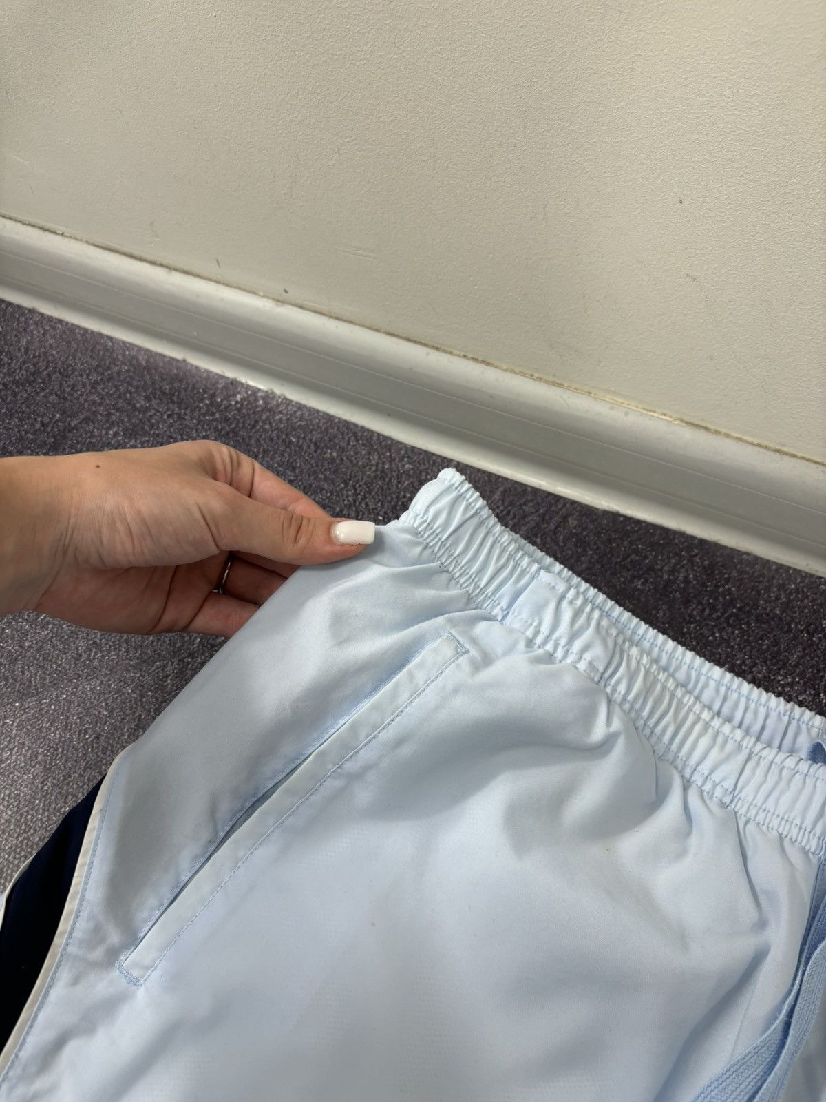 Nike Vintage Nike Y2K Swoosh Baby Blue Hype Shorts Size US 34 / EU 50 - 11 Thumbnail