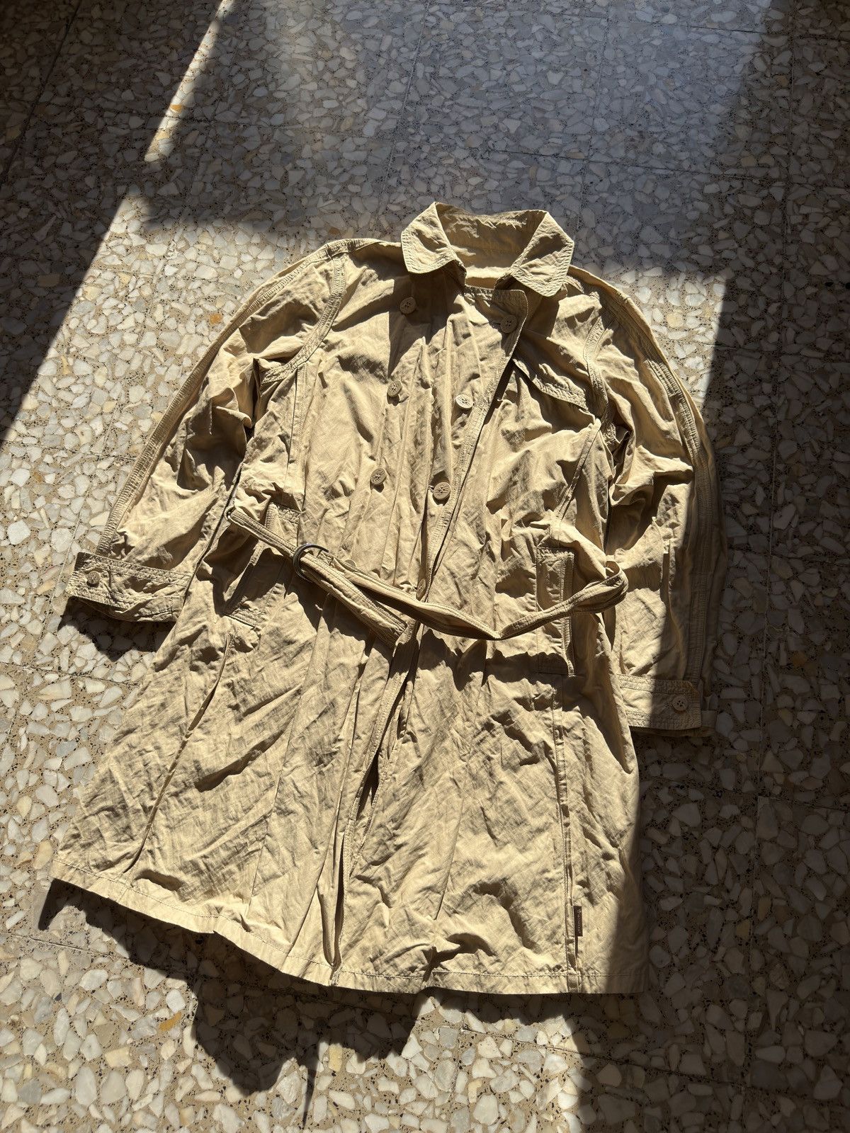 Moncler Moncler Womens Trench Coat Beige Ligthweight Size 5 Luxury Size XXL / US 16-18 / IT 52-54 - 1 Thumbnail