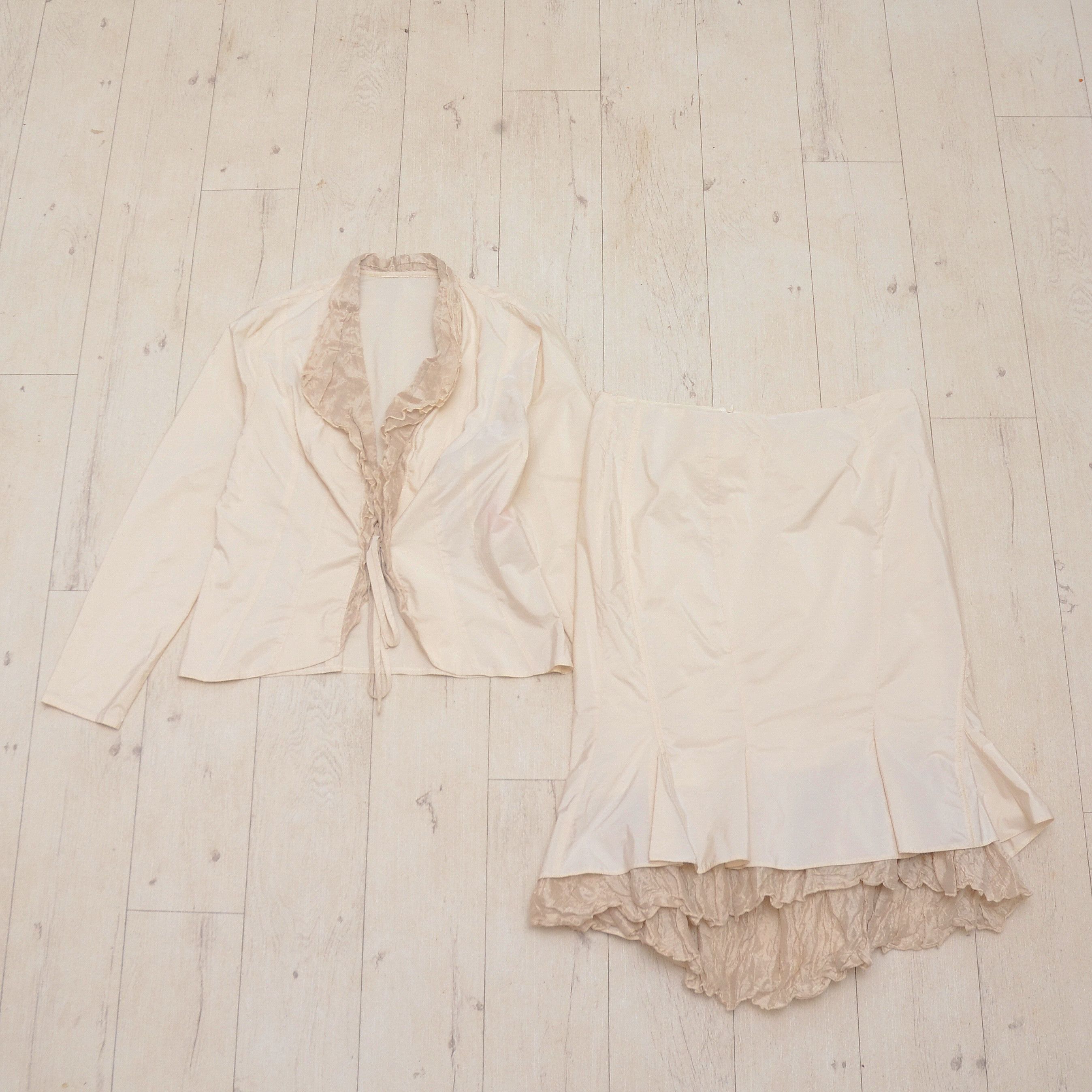 Other Vera Mont Women's 2 Piece Skirt Suit Y2k Ruffle Elegant Size 30" / US 8 / IT 44 - 1 Thumbnail