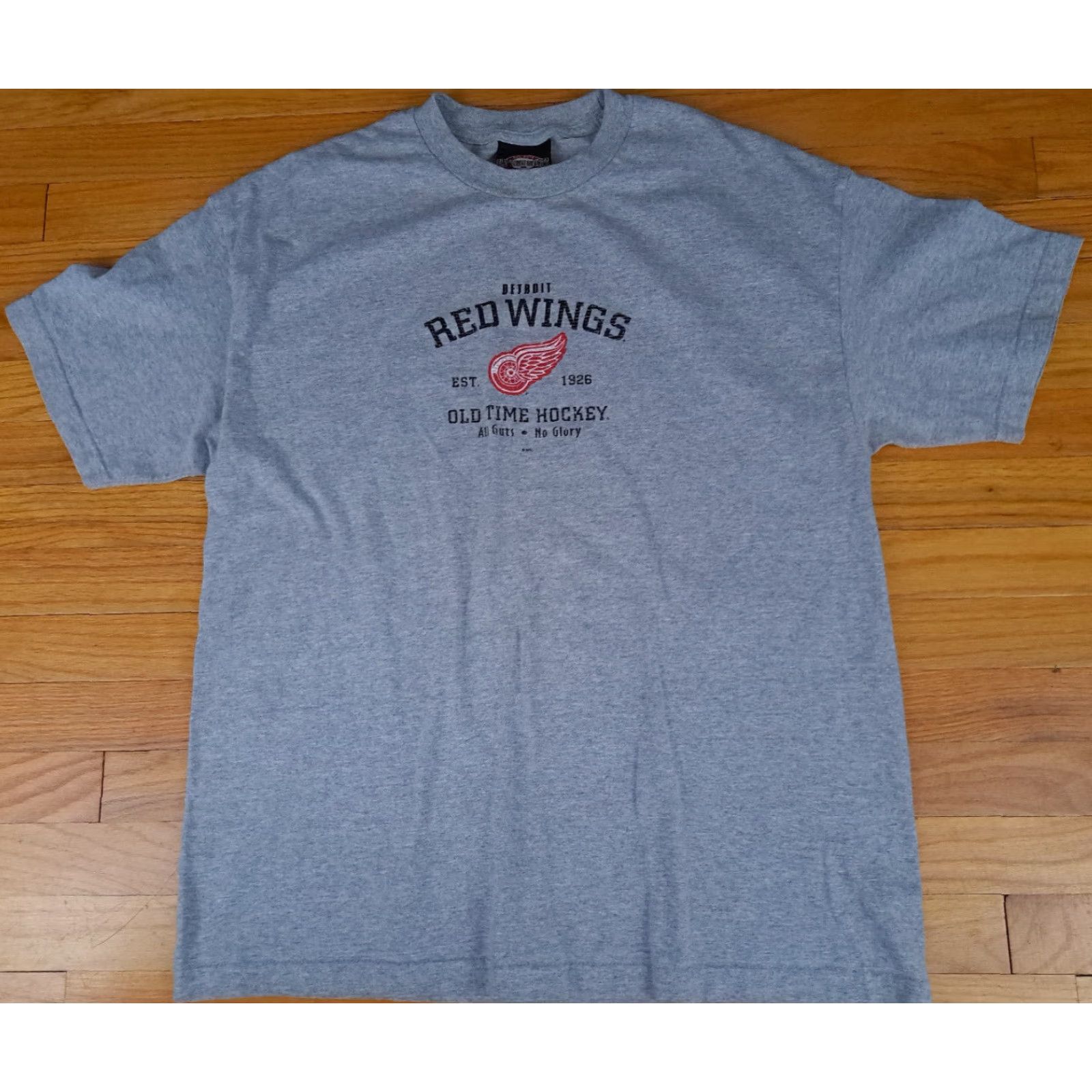 Vintage VINTAGE Detroit Red Wings All Glory Grey T-Shirt XL Men Short Sleeve Gray 28in long 23in pit to pit Size US XL / EU 56 / 4 - 2 Thumbnail