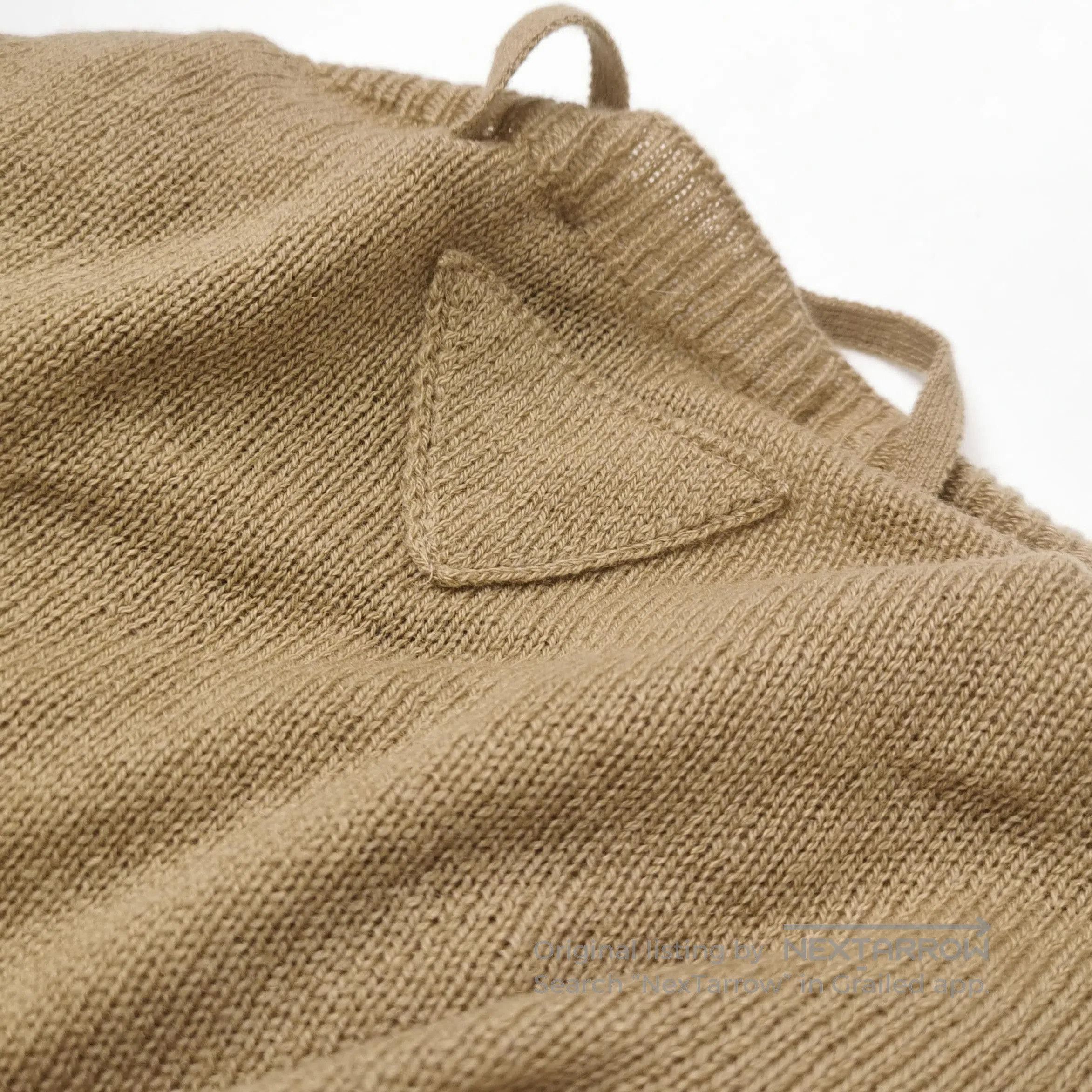 Prada Prada Cashmere Knitted Sweater in Soft Taupe . Size L / US 10 / IT 46 - 1 Thumbnail