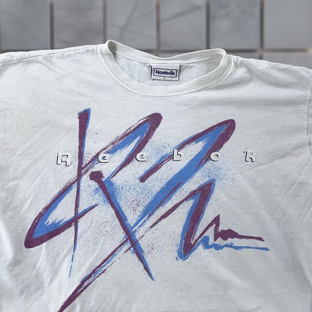 Reebok VINTAGE Reebok T-Shirt Graphic Print Crew Neck Short Sleeve White Large L Mens Boys? Size US L / EU 52-54 / 3 - 1 Thumbnail