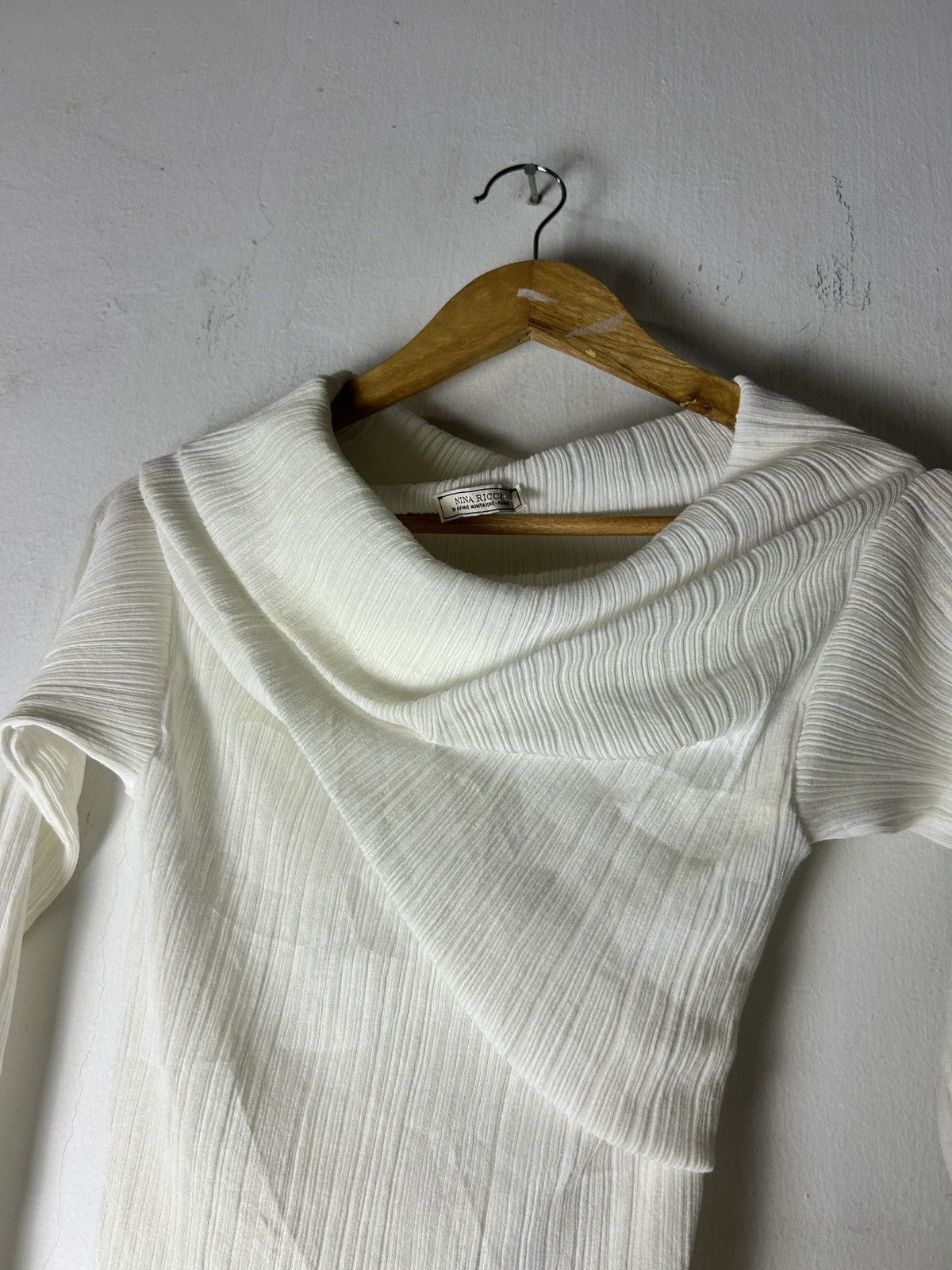 Nina Ricci Archive Pre SS20 Nina Ricci Pleated top Size S / US 4 / IT 40 - 2 Thumbnail