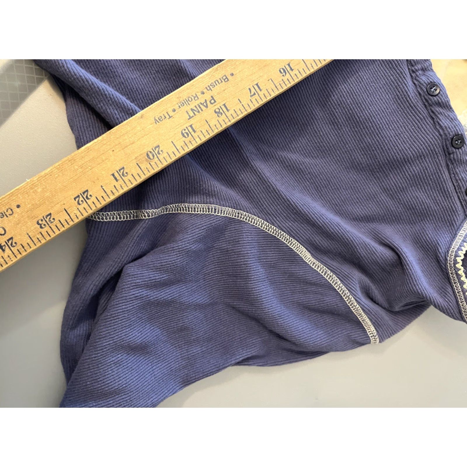 Denim & Co. Denim & Co. 3/4 Sleeve Blue Stretch Henley with Button - Size 2X Size XXL / US 16-18 / IT 52-54 - 5 Thumbnail