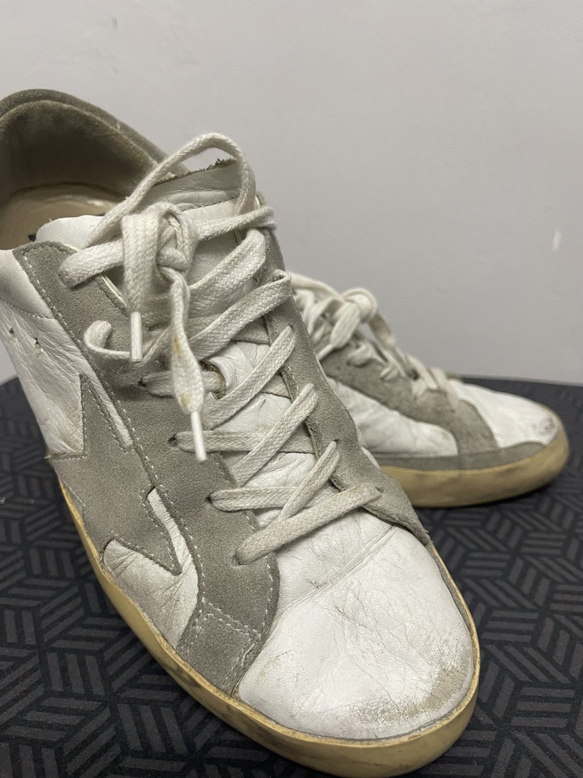 Golden Goose ARCHIVE Golden Goose Sneakers GGDB 38 ITALY Size US 8 / IT 38 - 2 Thumbnail